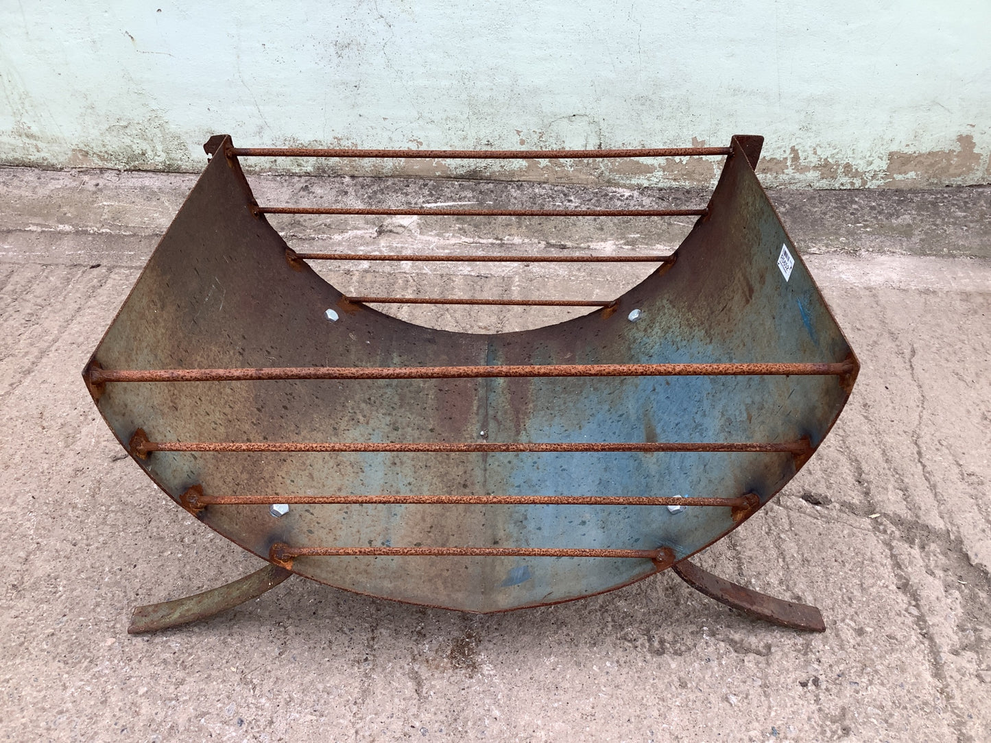 1'4"H 2'8" W Large Strong Rusty Metal Outside Firepit Fire Garden Burner