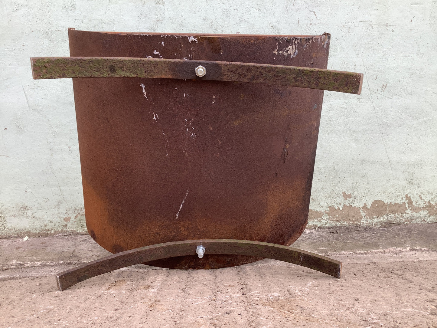 1'5"H 2'1" W Large Strong Rusty Metal Outside Firepit Fire Garden Burner