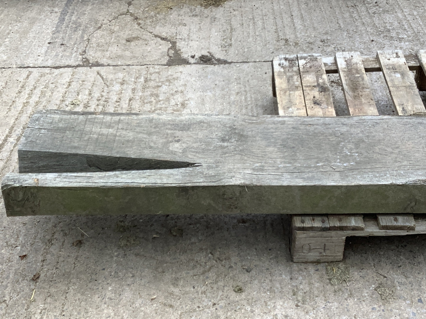 8'6" Long Nice Good Solid Old Reclaimed Oak Wooden Timber Beam