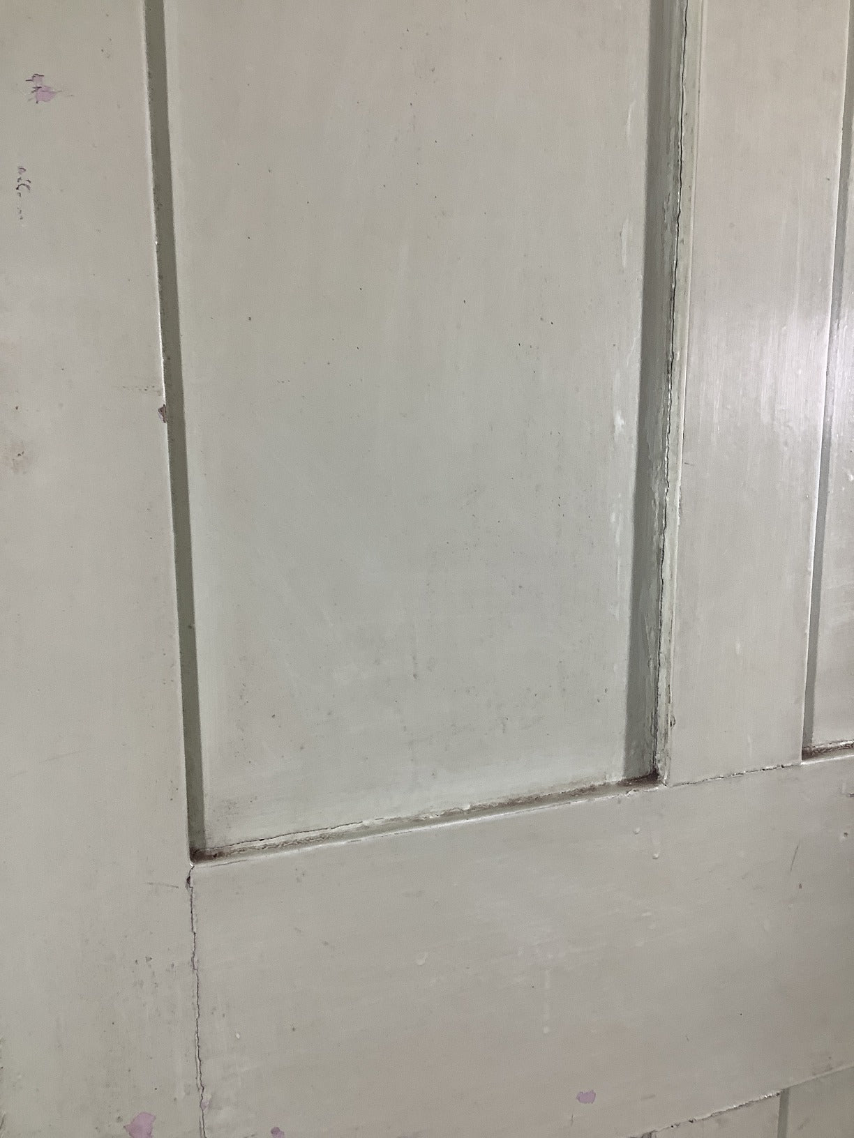 12th Pic Victorian Internal Painted Pine