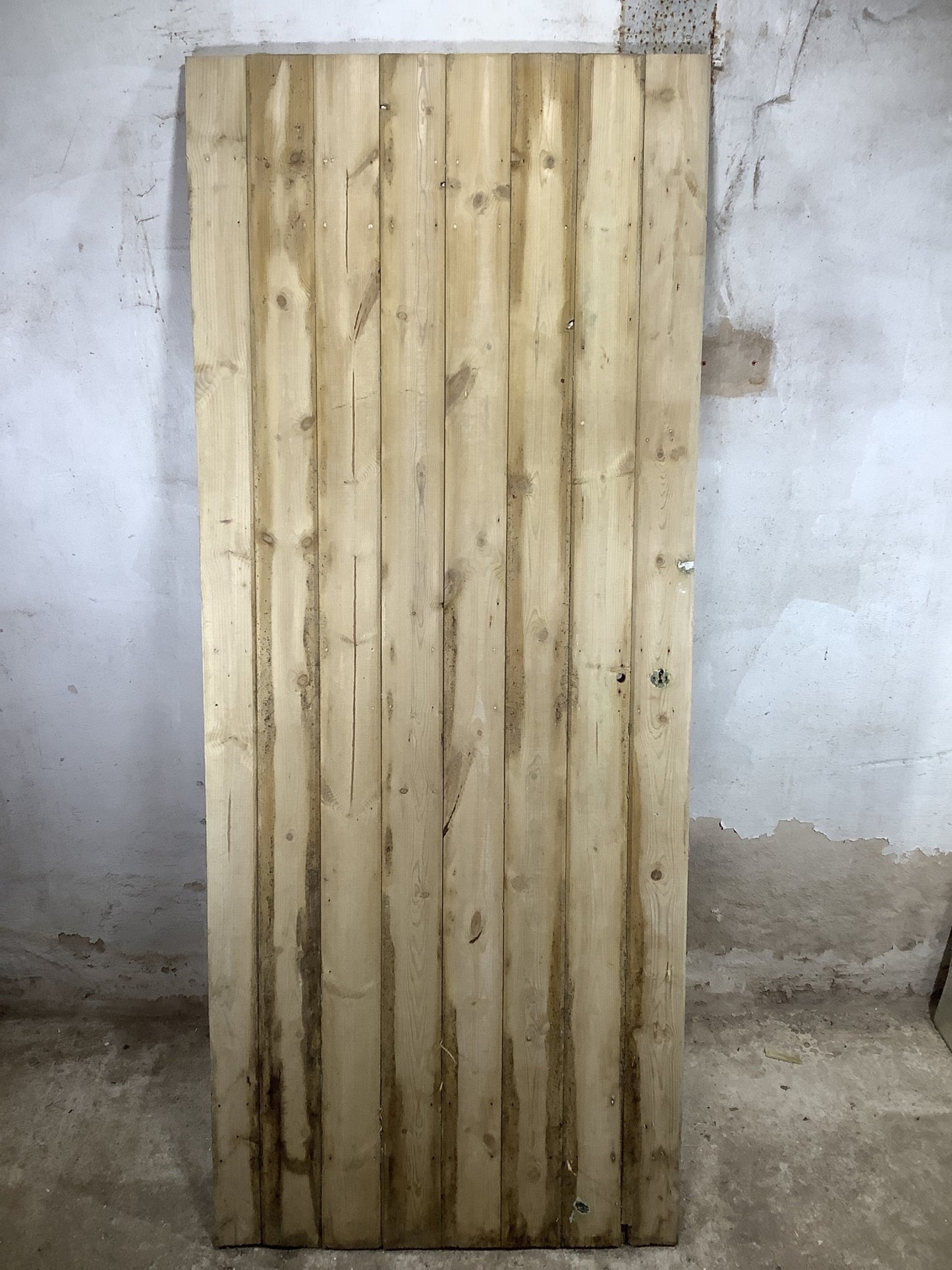 Main Picture Old Stripped Pine