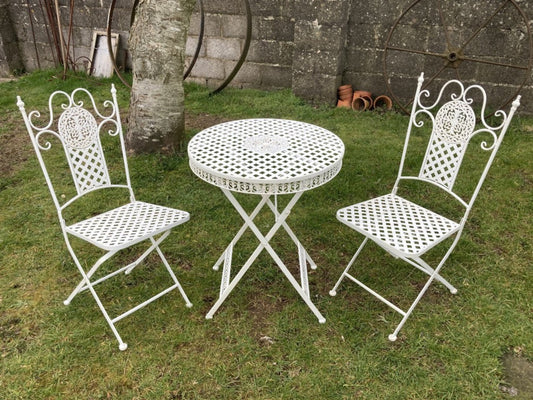 Antique White Wrought Iron Style Lattice Design 2 Folding Chairs & Round Table