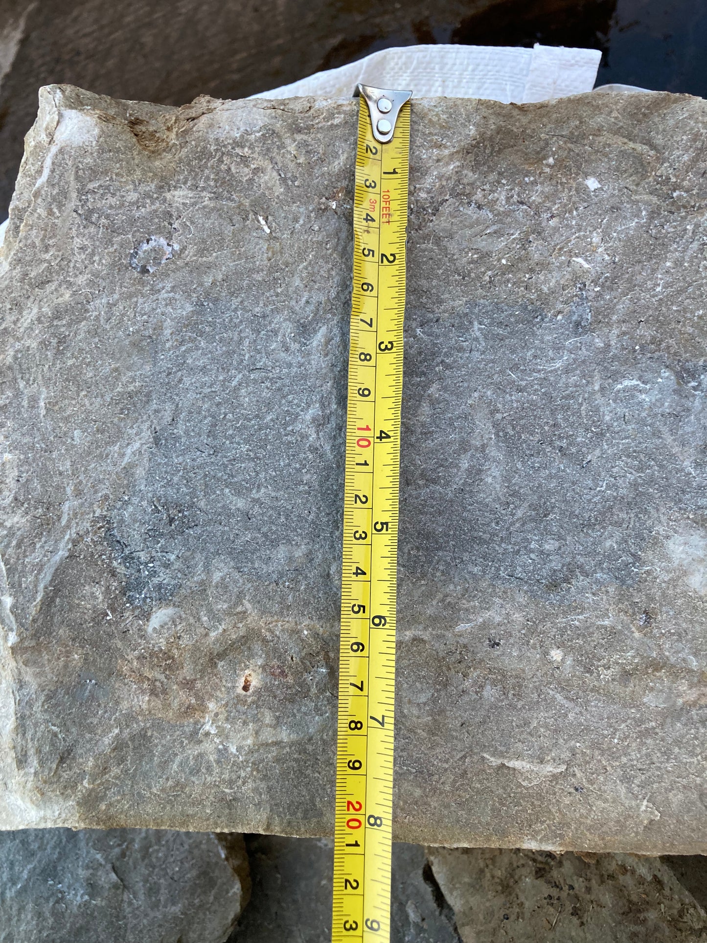 High Quality White & Light Grey Lias Limestone Mendip Building Stone