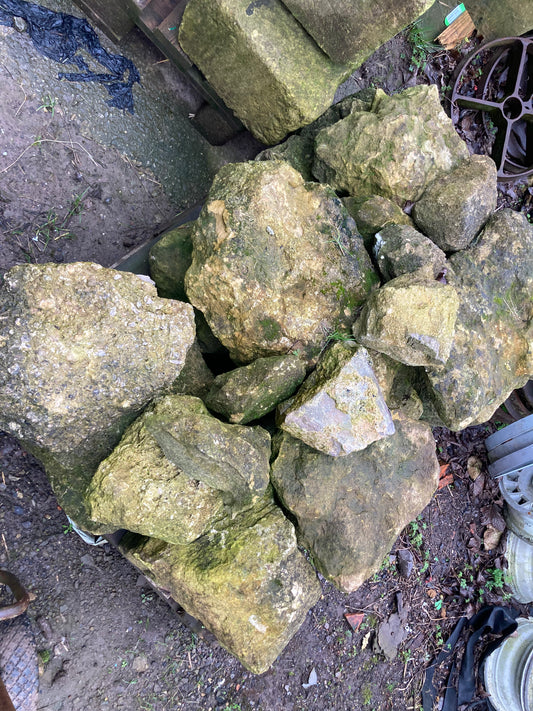 Reclaimed Bath Stone Rubble Blocks