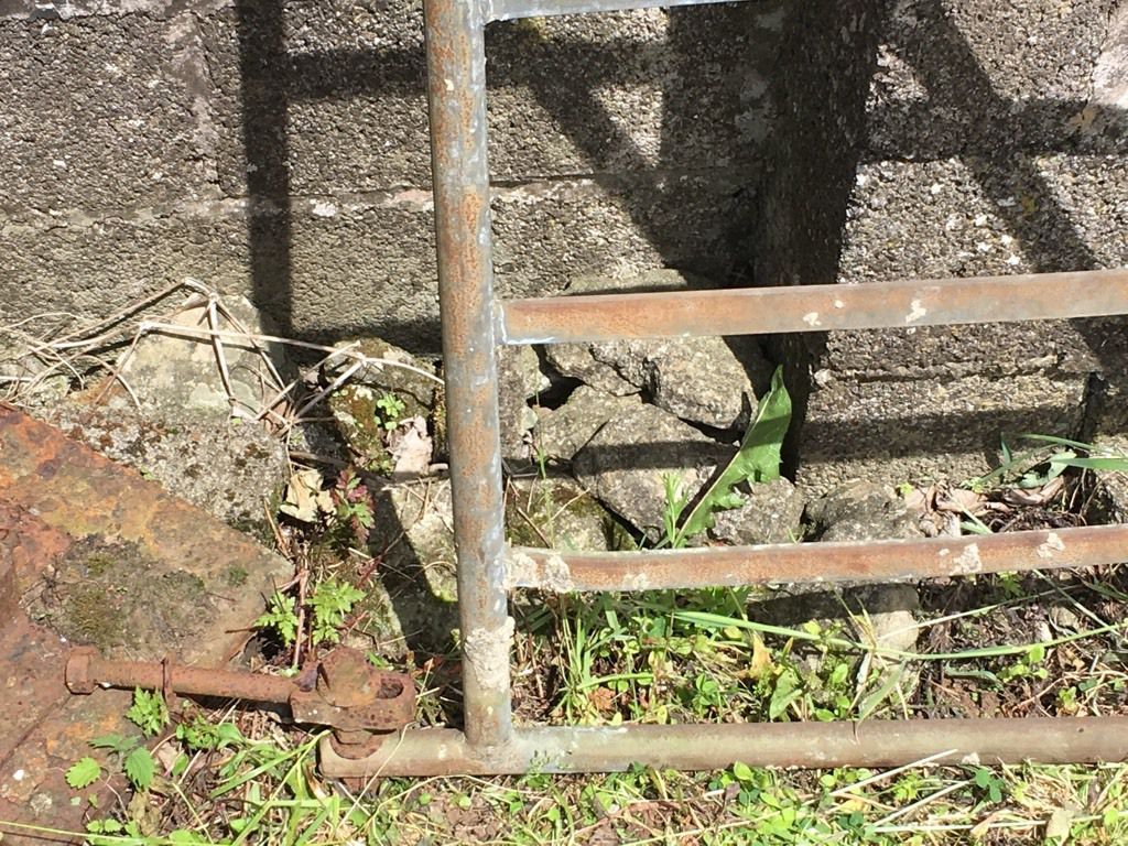 Old Salvaged Steel 6 Bar Galvanized Single Gate 46"