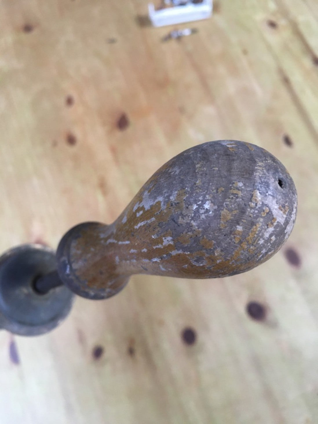 23 1/8" Long Old Antique Vintage 2" Tarnished Brass & Beech Garden Hand Sprayer