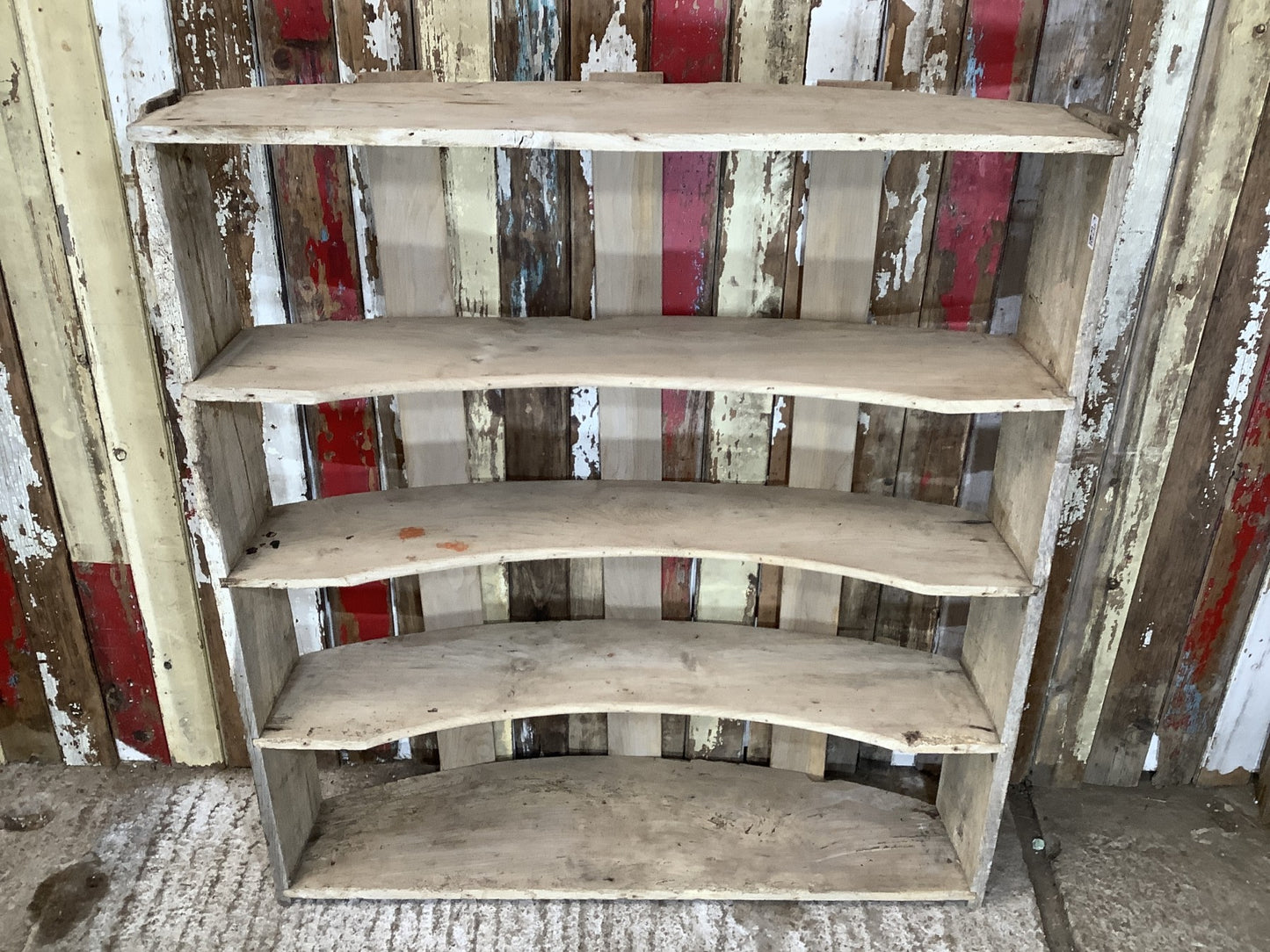 Period Rustic Freestanding Old Stripped Oak & 4 Elm Shelves With Curved Back