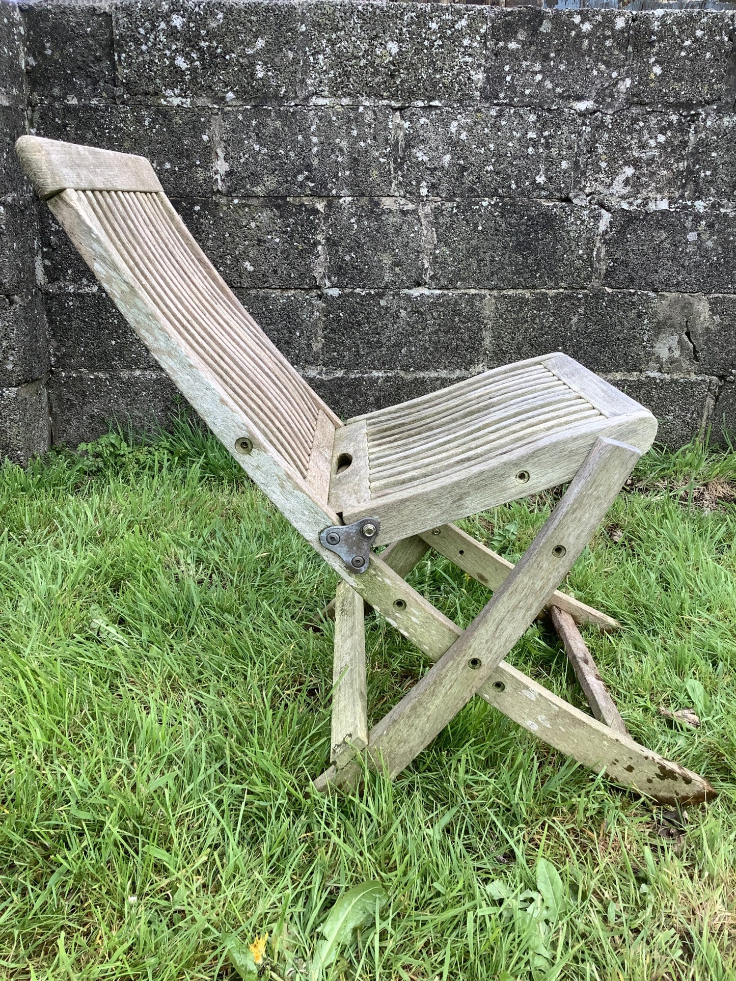 Silvered Weathered Solid Teak Garden Single Slated Outside Chair 2'7"H