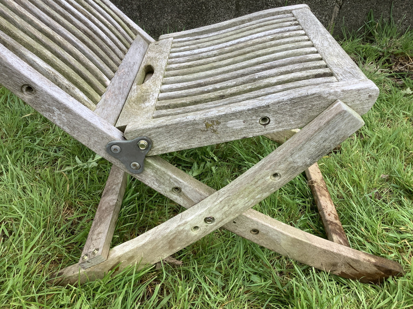 Silvered Weathered Solid Teak Garden Single Slated Outside Chair 2'2"H
