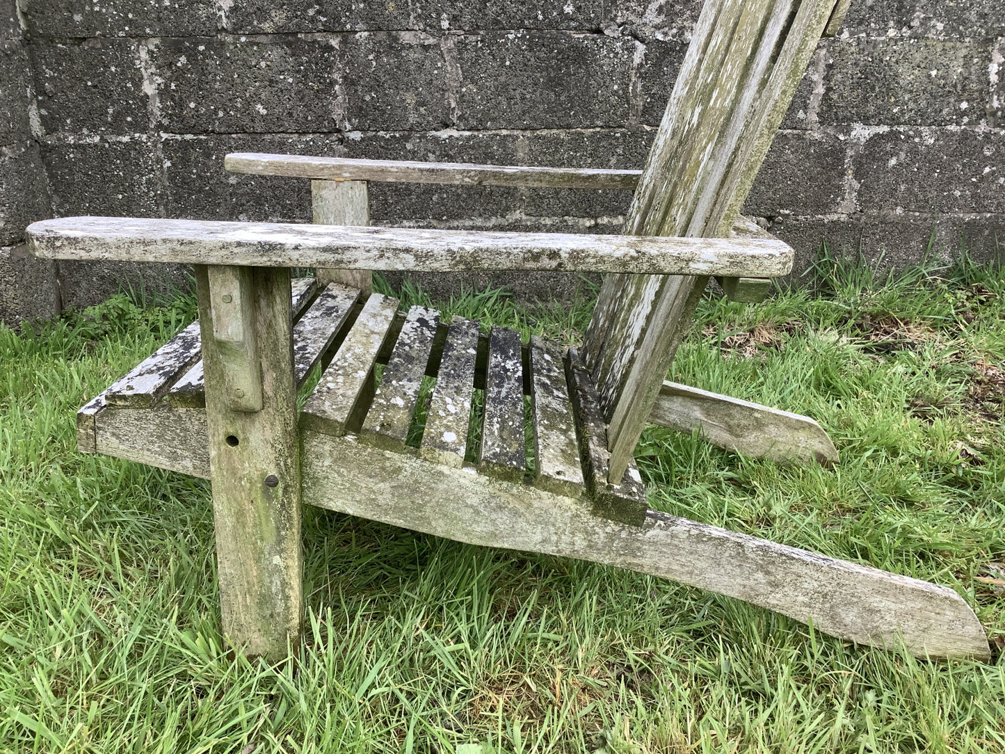 Low Sun lounger Rustic Solid Old Reclaimed Teak Carver Arm Garden Chair 3'4"H