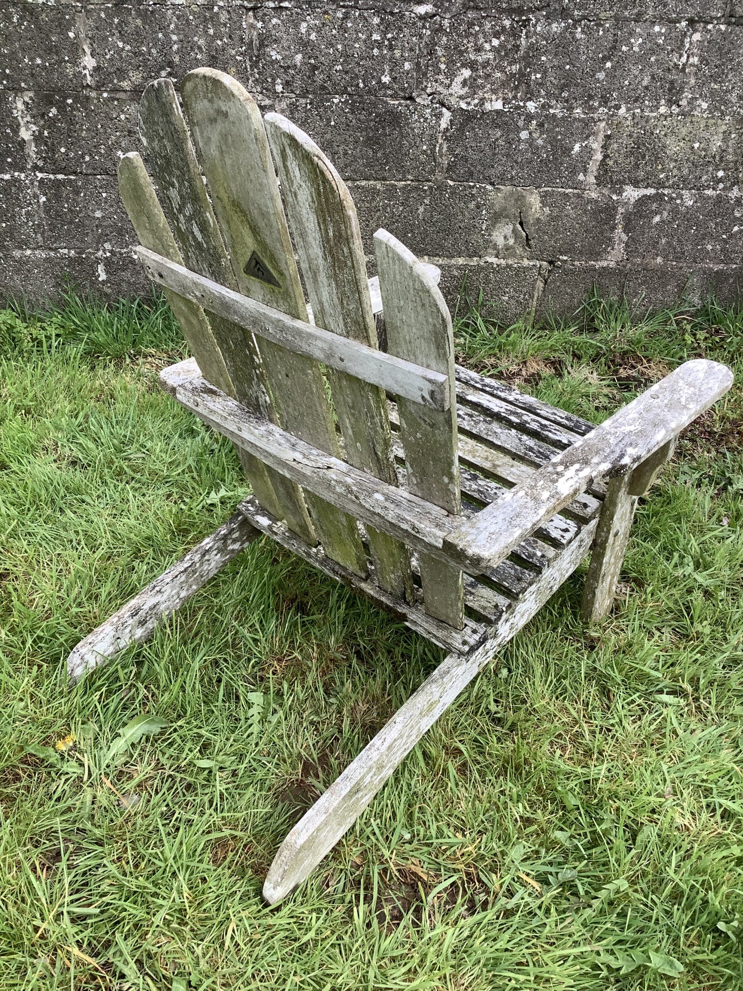 Low Sun lounger Rustic Solid Old Reclaimed Teak Carver Arm Garden Chair 3'4"H