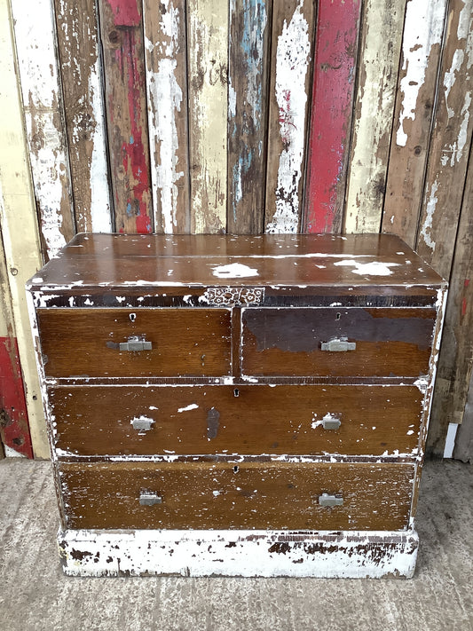 1930s Sanded Oak Veneered & Pine 2 Over 2 Chest of Drawers 2'8"H 3'1" W