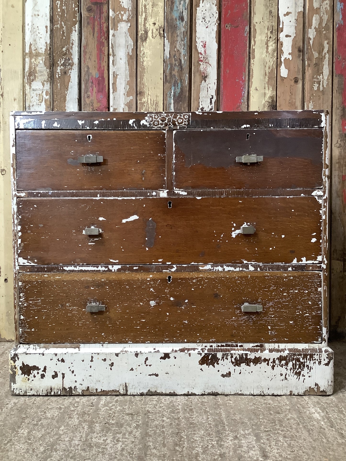 1930s Sanded Oak Veneered & Pine 2 Over 2 Chest of Drawers 2'8"H 3'1" W