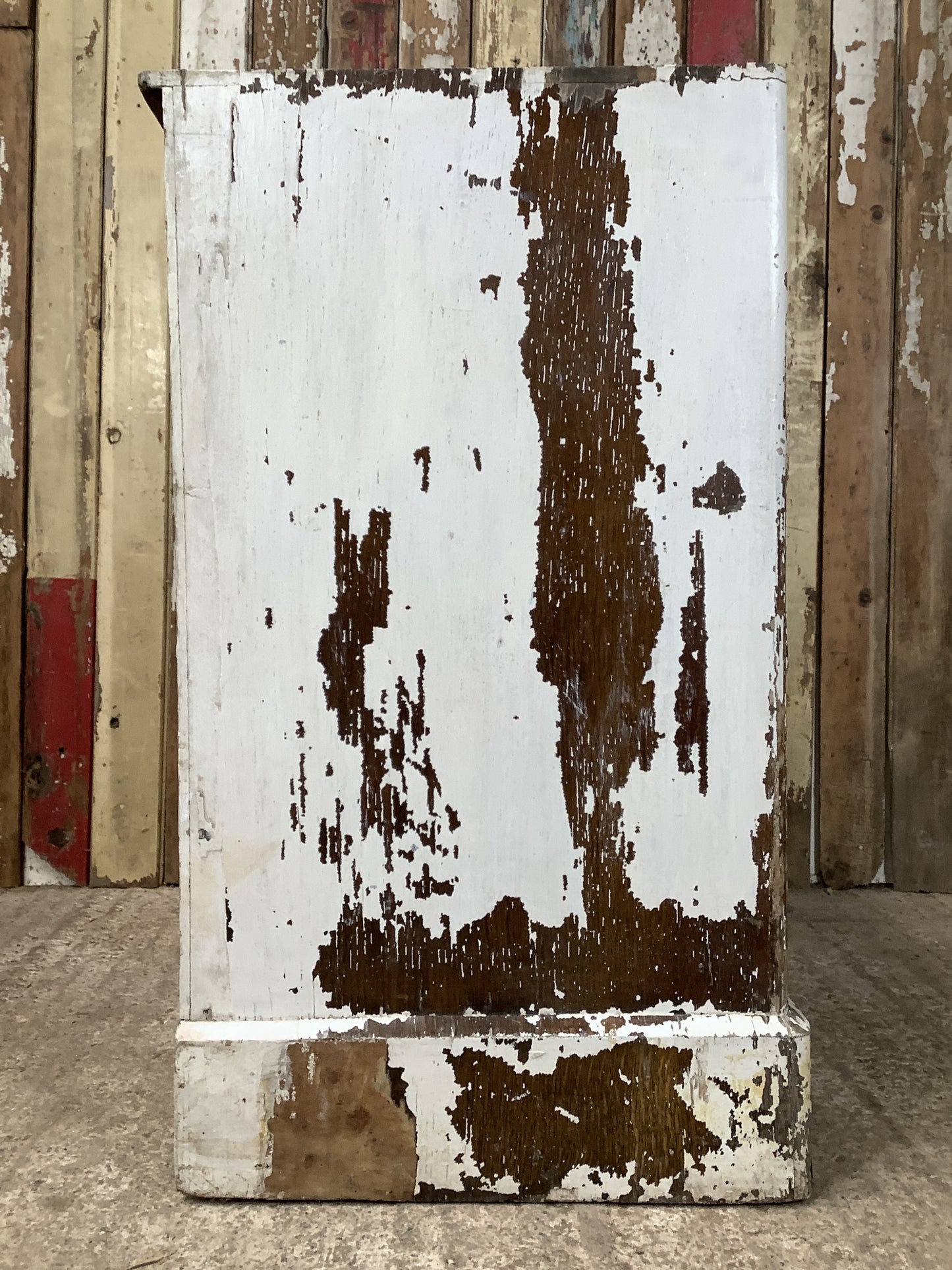 1930s Sanded Oak Veneered & Pine 2 Over 2 Chest of Drawers 2'8"H 3'1" W