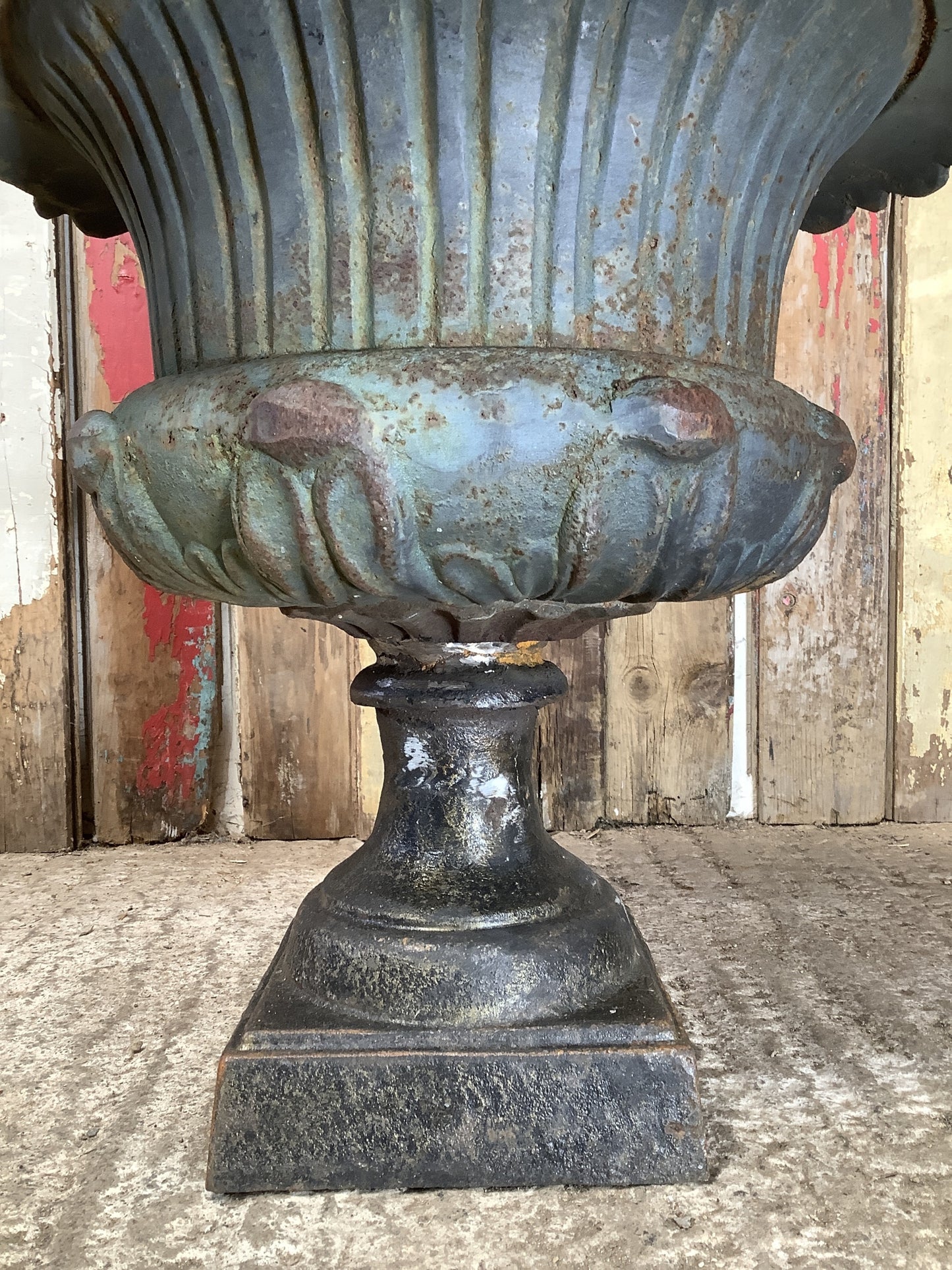 Old Heavy Cast Iron Salvaged Metal Garden Urn Planter 1'5"H