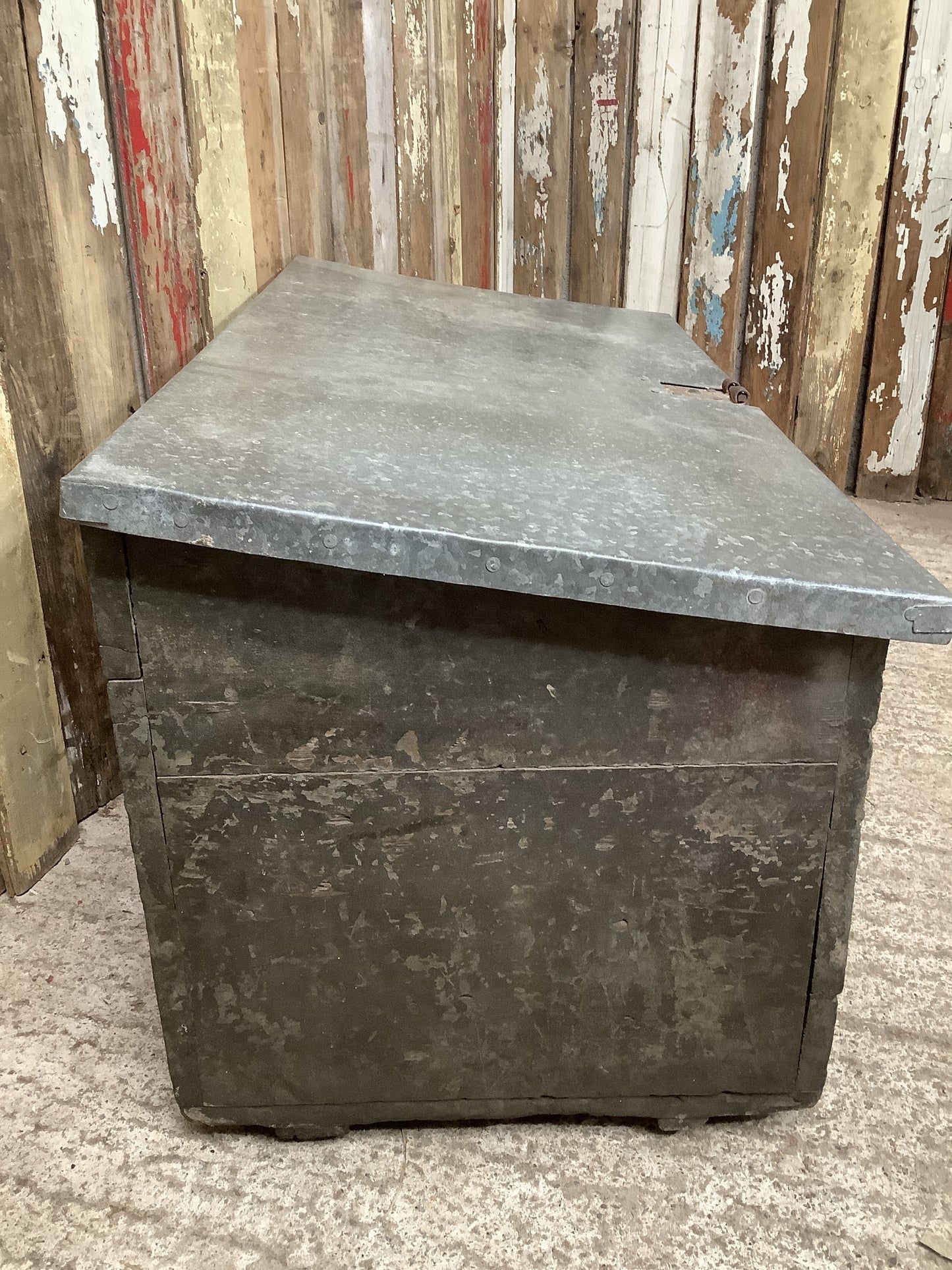 Interesting Rustic Old Painted Pine Wooden Storage Tool Box 1'8"H 3'2" W