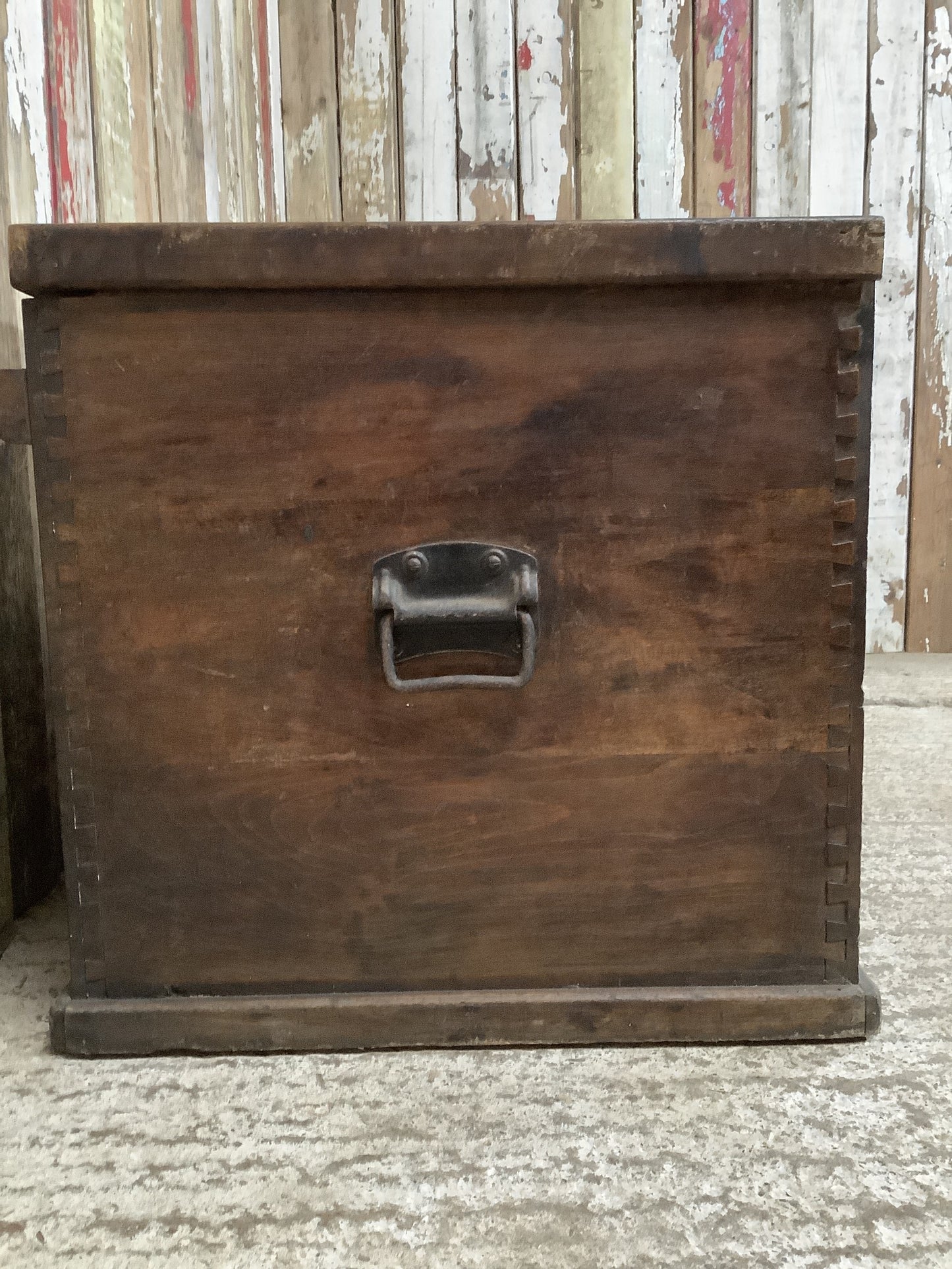 Beautiful Dark Old Waxed Mahogany & Metal,Ply Blanket Storage Box 1'8"H 2'8" W