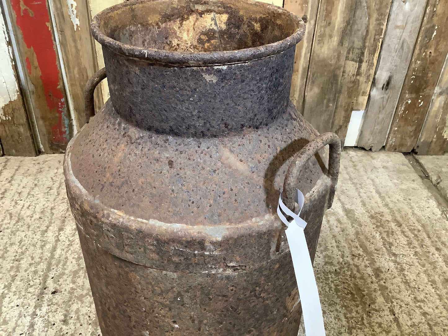 Evercreech Rustic 1940s Rusty Steel 10 Gallon Milk Churn Metal