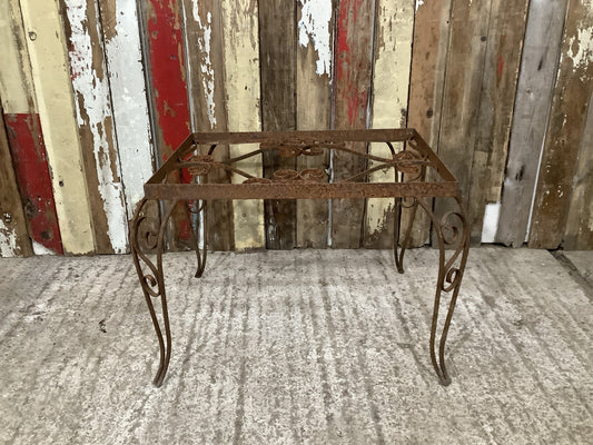 Old Rusty Wrought Iron Steel Metal Coffee Garden Table  1'6"