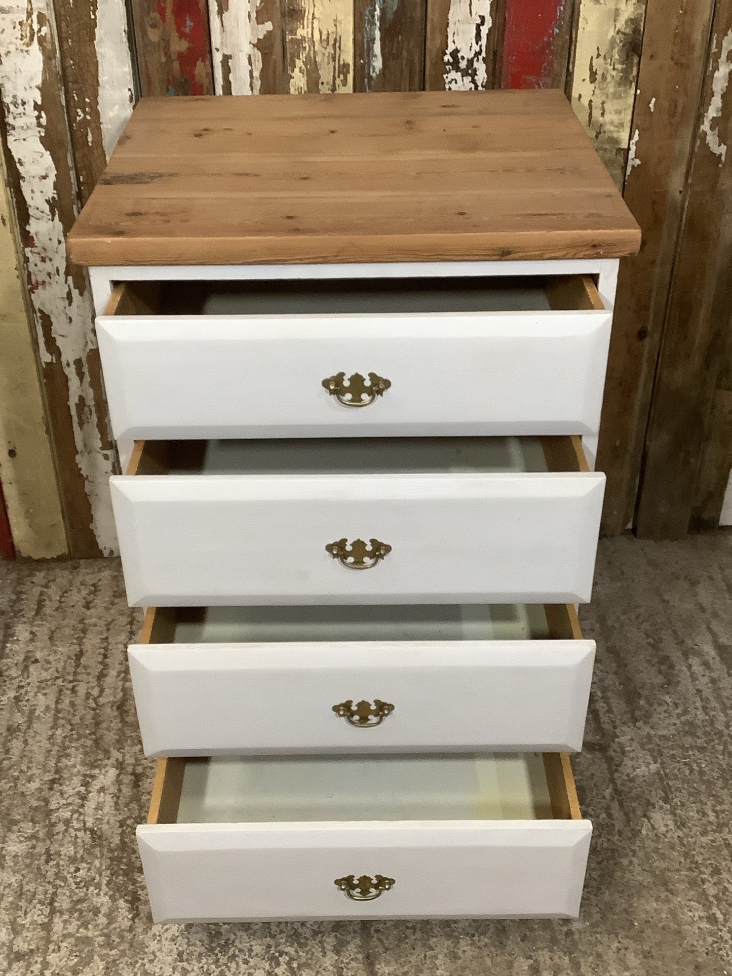 Reclaimed White Painted Pine 4 Drawer Chunky Top Chest of Drawers H 92cmx W64.4cm