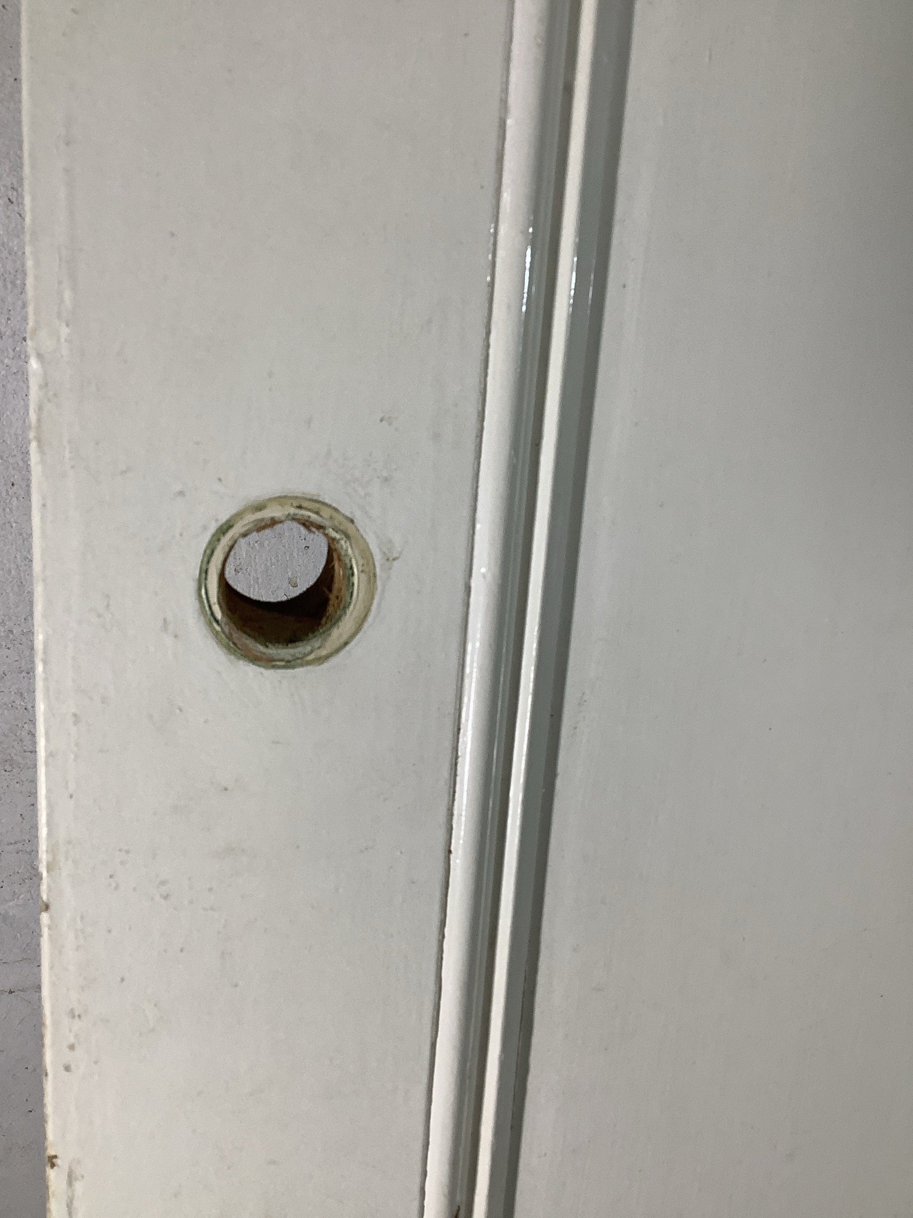 11th Picture showing old yale lock hole