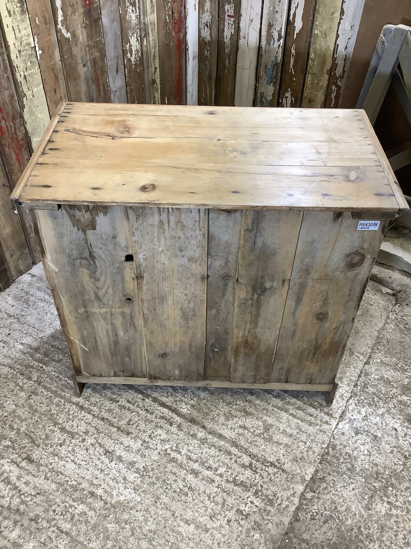 Good Victorian Stripped Pine & Porcelain 2 Over 2 Chest of Drawers