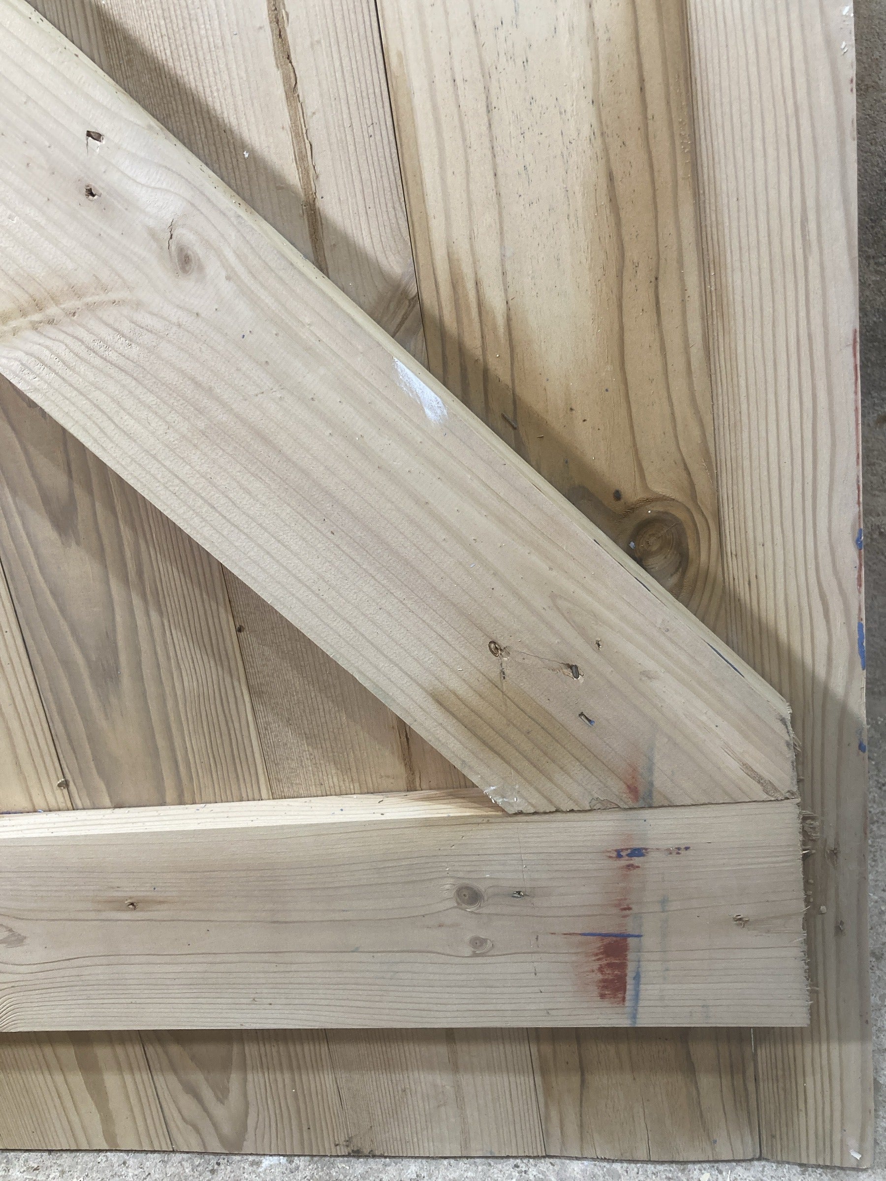 6th Picture showing paint mark