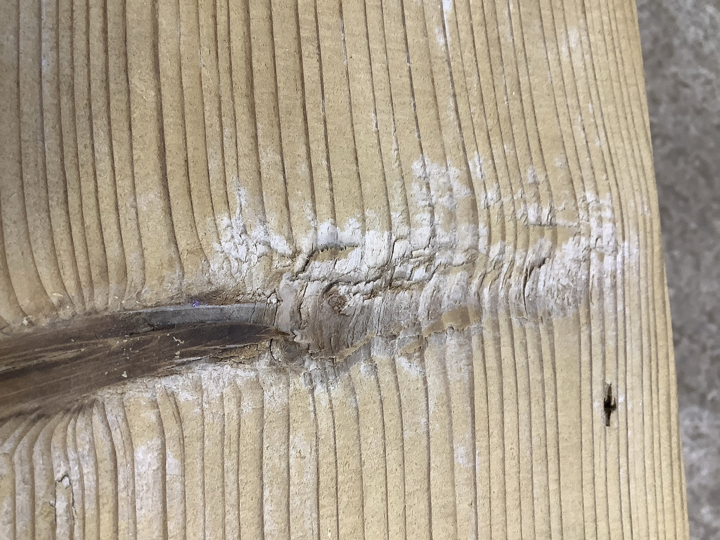 Rough bit on seat could do with sanding smooth