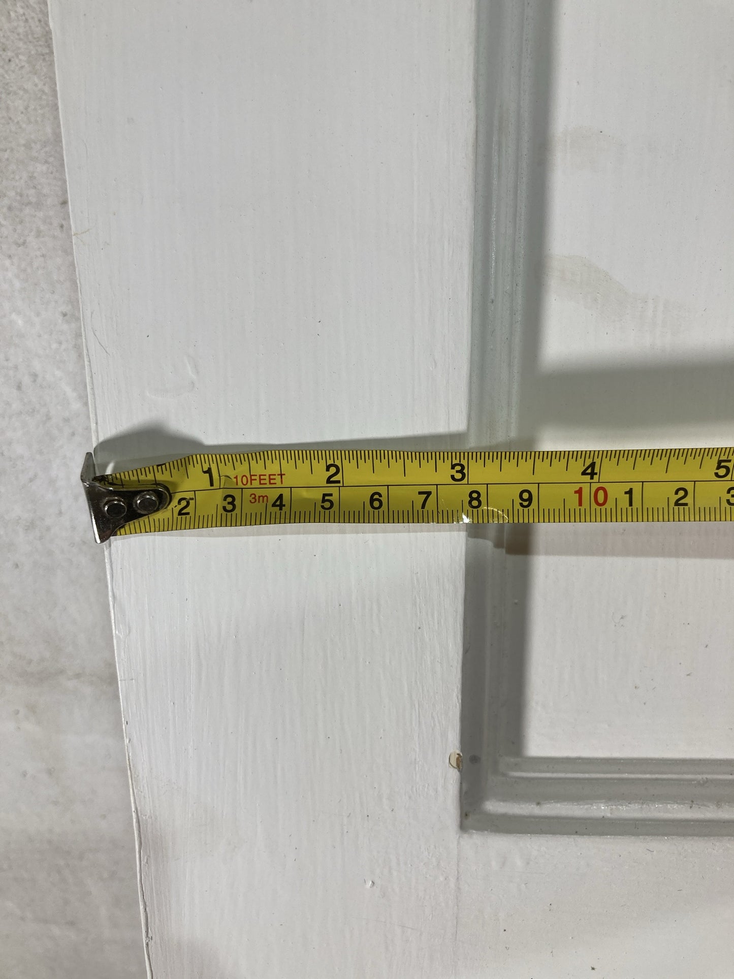 5th picture showing one stile cut more than the other