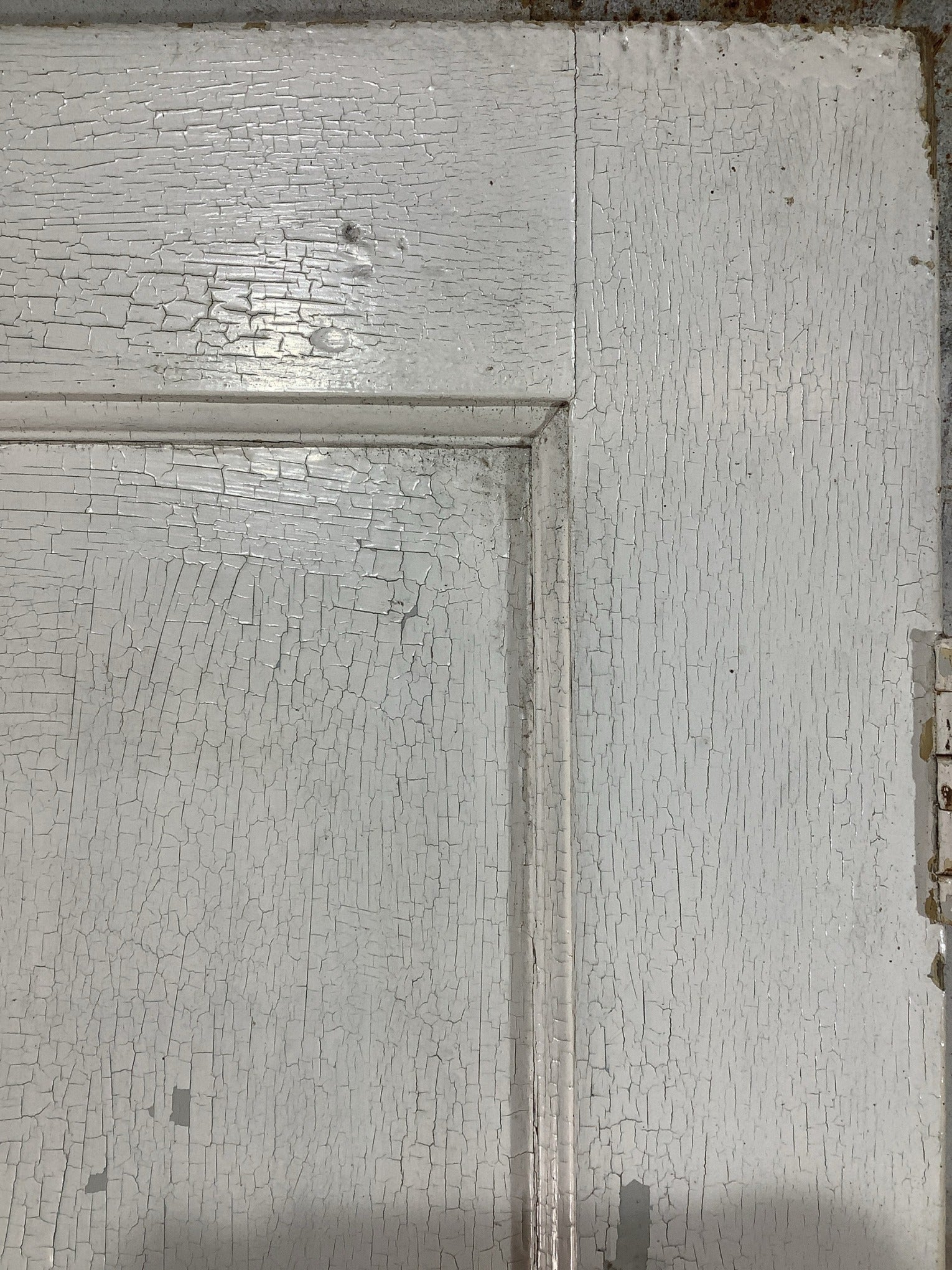 5th picture showing crackled paint