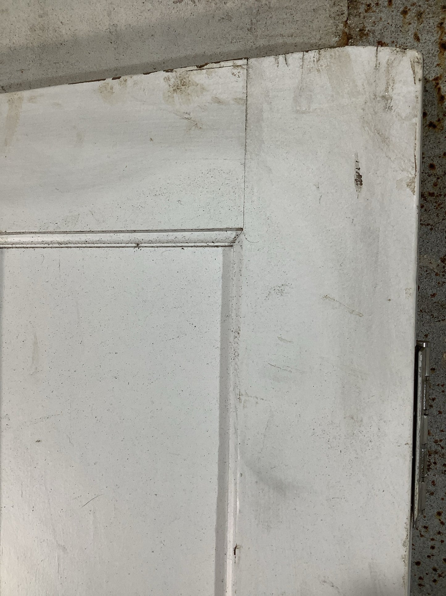 12th Picture showing tiny bit of the top corner