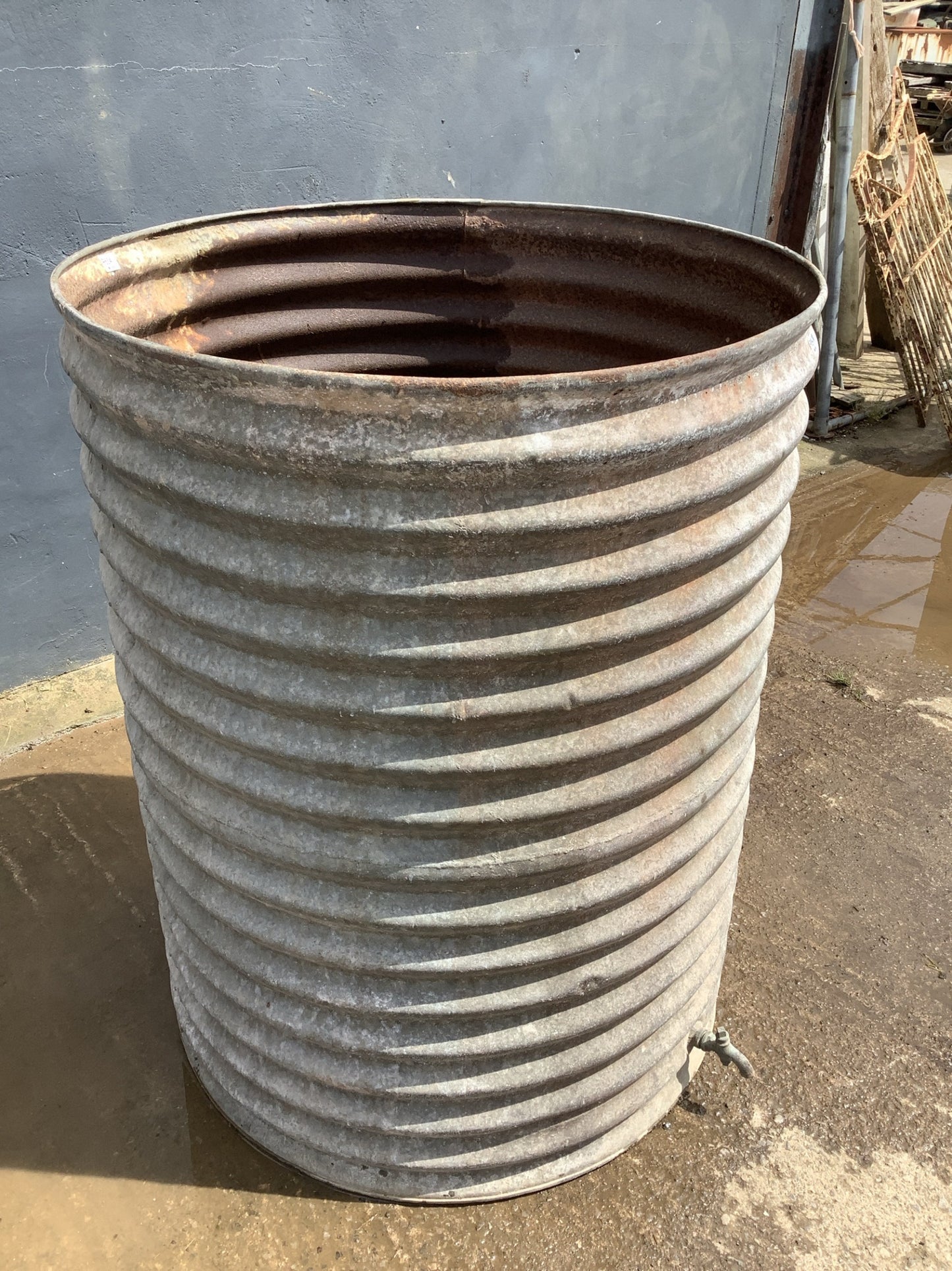 4ft Tall Round Corrugated Old Galvanised Tarnished Metal Water Butt Planter