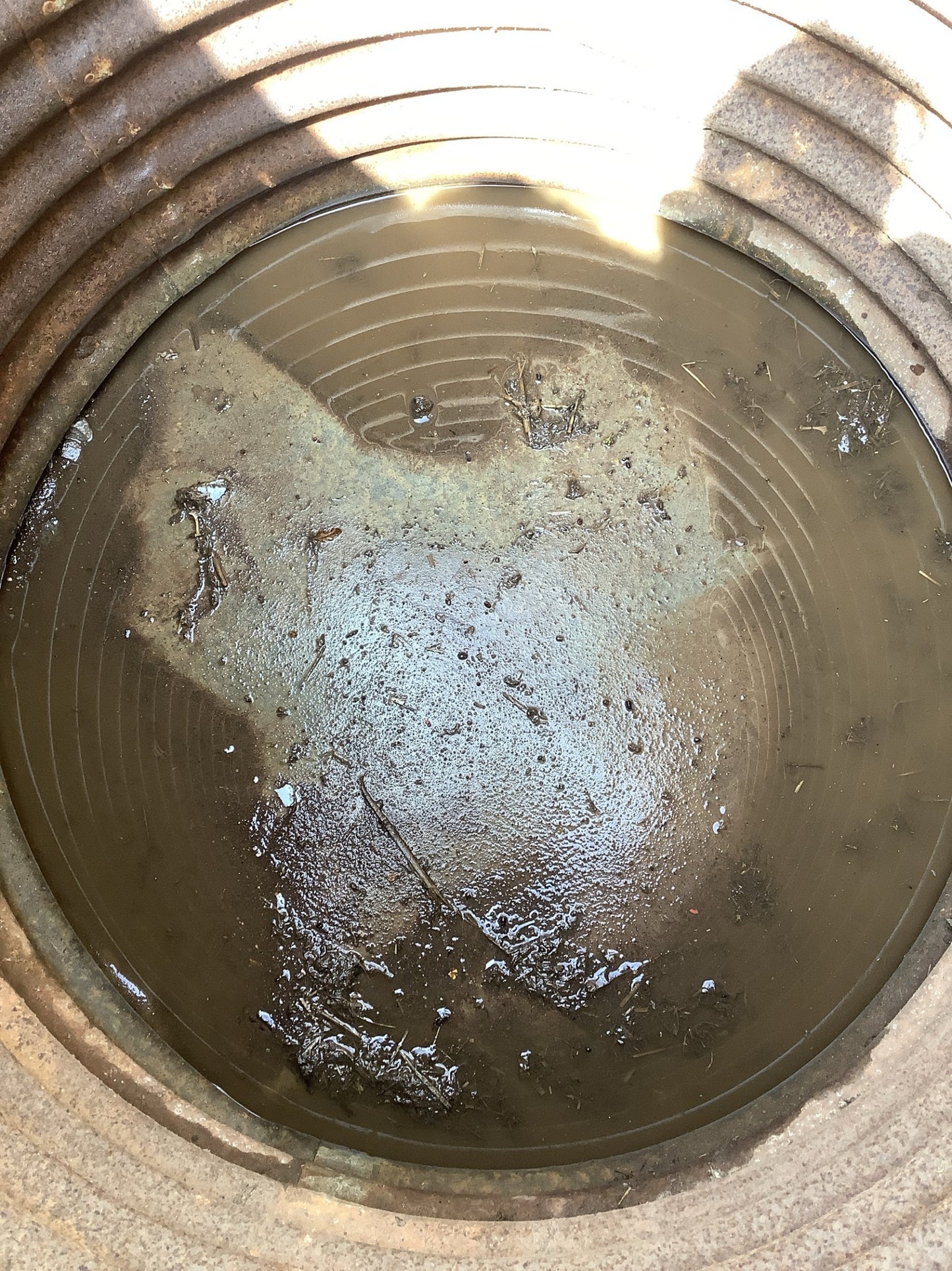 4ft Tall Round Corrugated Old Galvanised Tarnished Metal Water Butt Planter