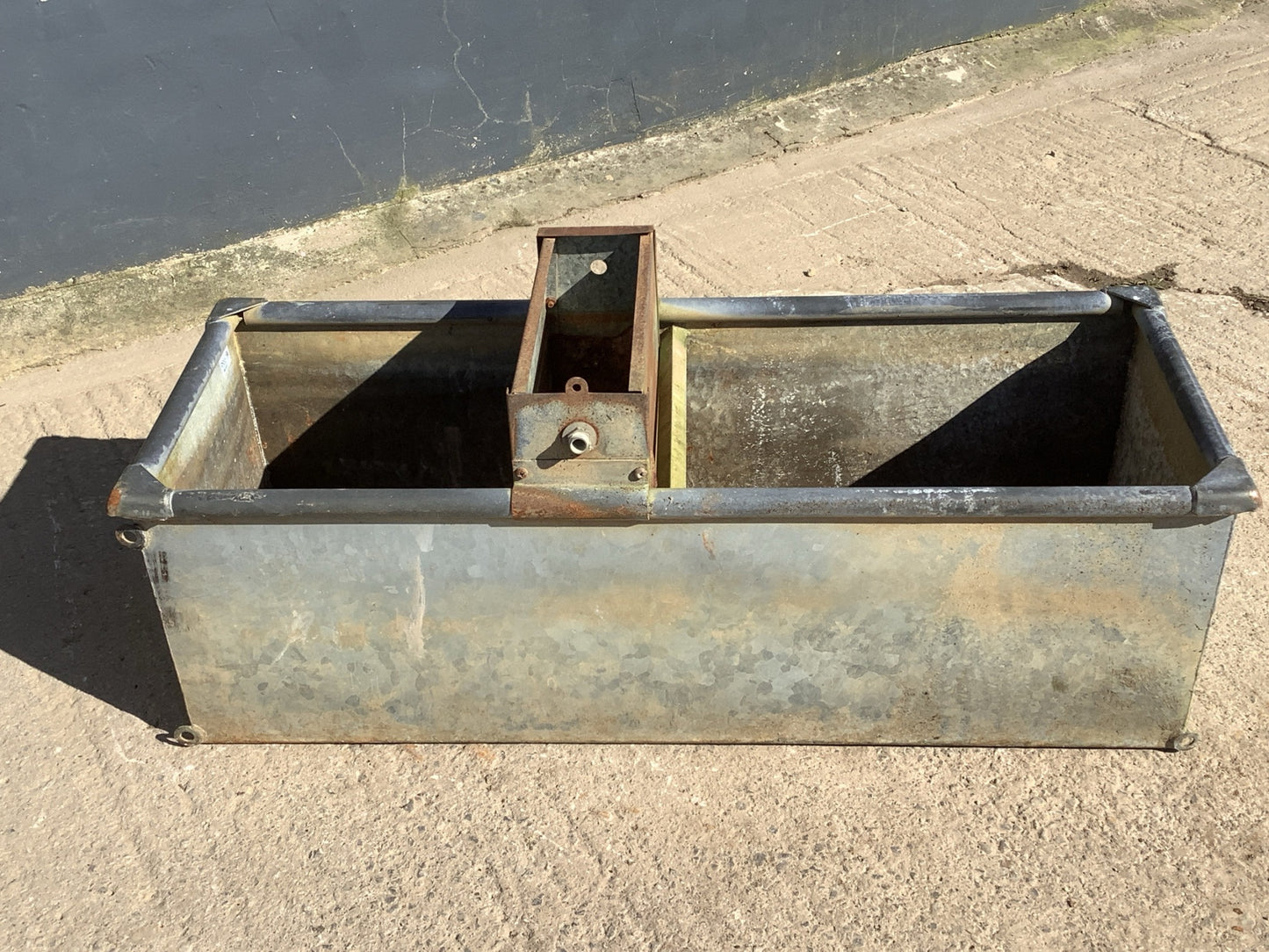 1'8"H 1'6" W Lovely Rustic Weathered Old Galvanized Metal Planter Water Trough