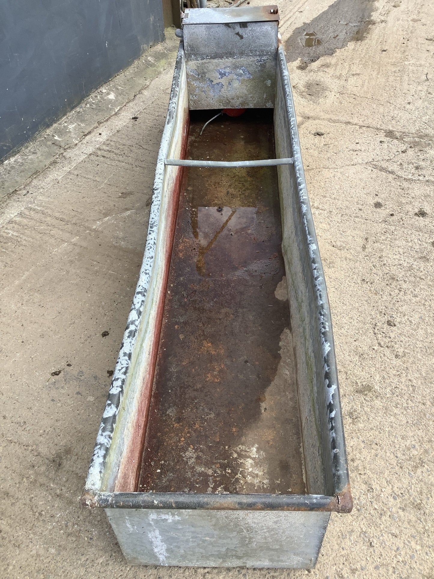 8’ Beautiful Old Long Tarnished Galvanized Metal Planter Water Trough
