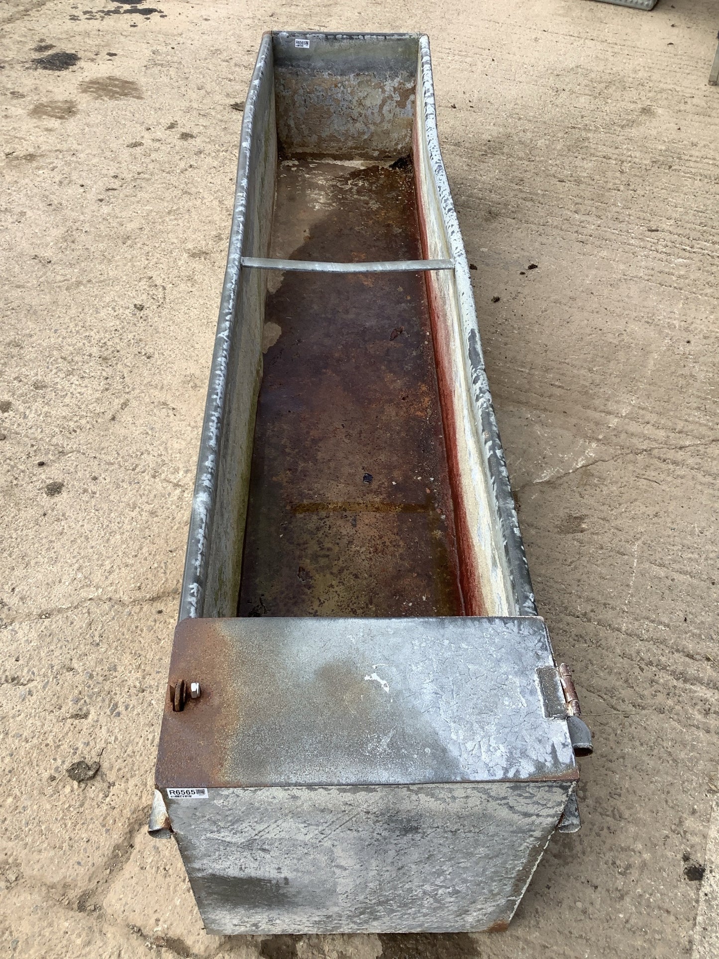 8’ Beautiful Old Long Tarnished Galvanized Metal Planter Water Trough