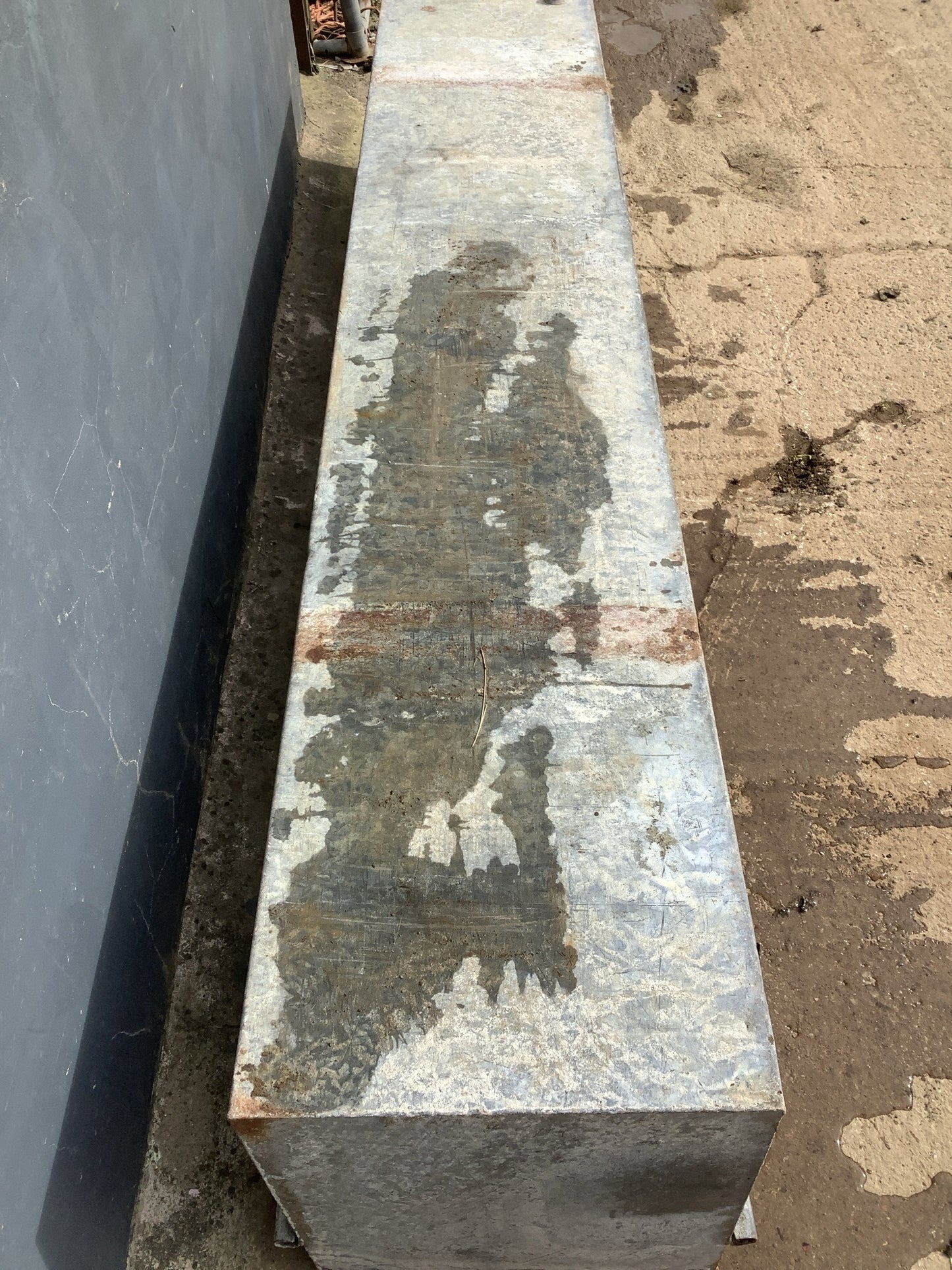8’ Beautiful Old Long Tarnished Galvanized Metal Planter Water Trough
