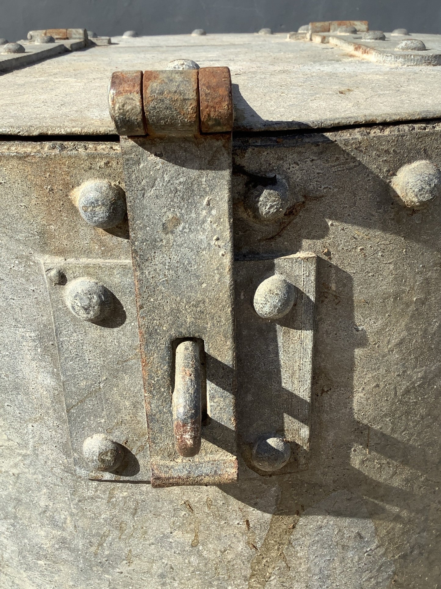 Lovely Old Round Riveted Garden Galvanised Tarnished Metal Feed Storage Bin Planter