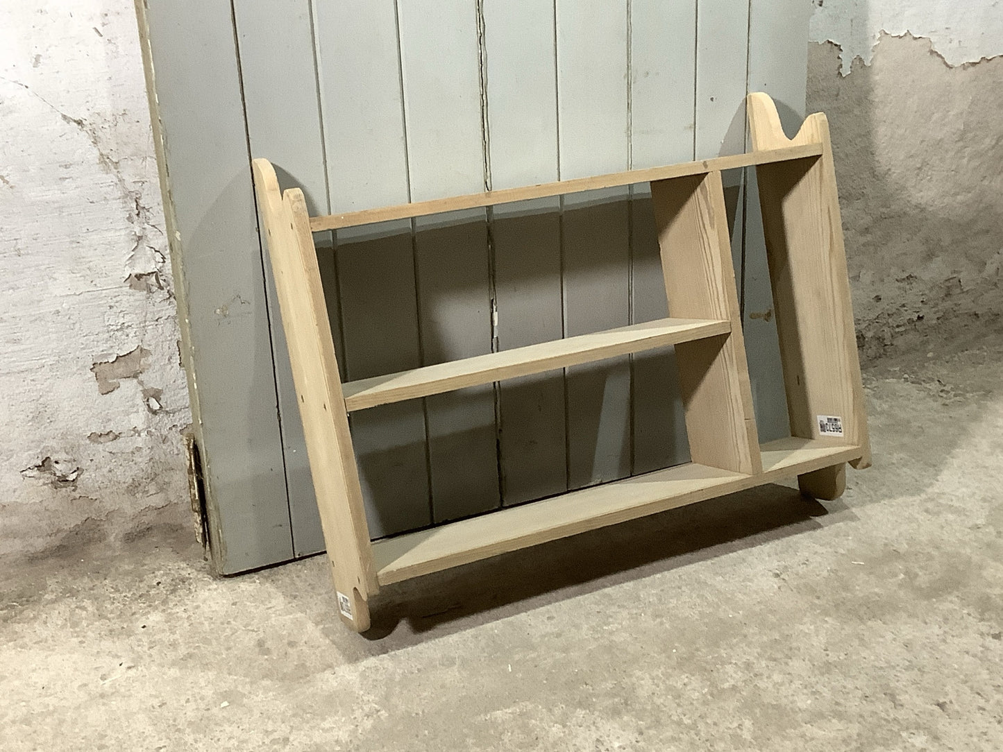 2ft Lovely Small Old Reclaimed Pine Natural Wooden Wall Shelf