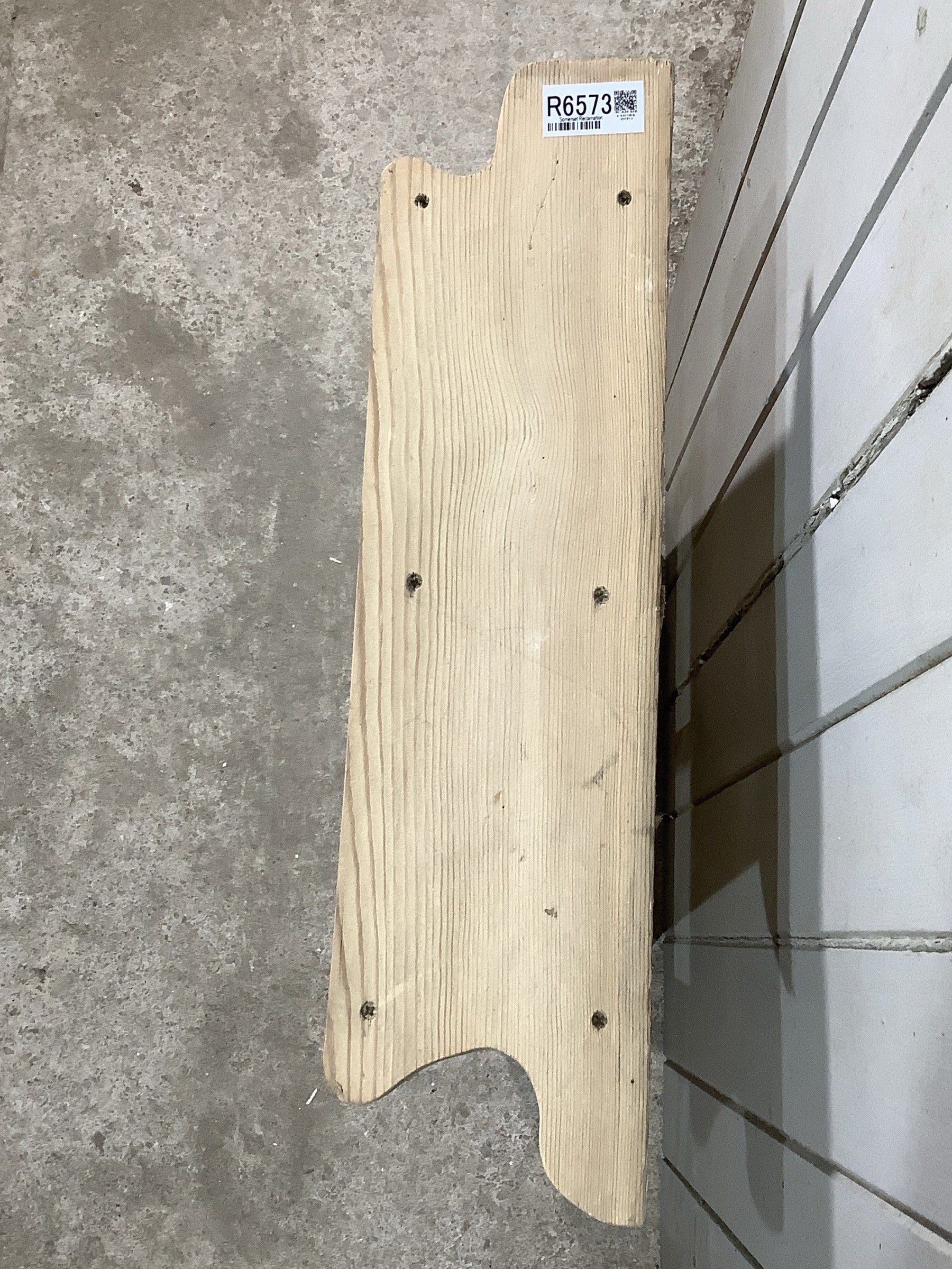Few marks and scratches