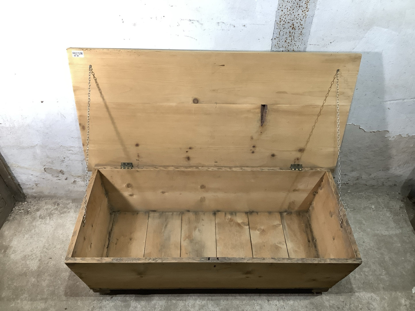 Reclaimed Rustic Old Natural Pine Wooden Toy Box Coffee Table 1'2"H 3'10" W