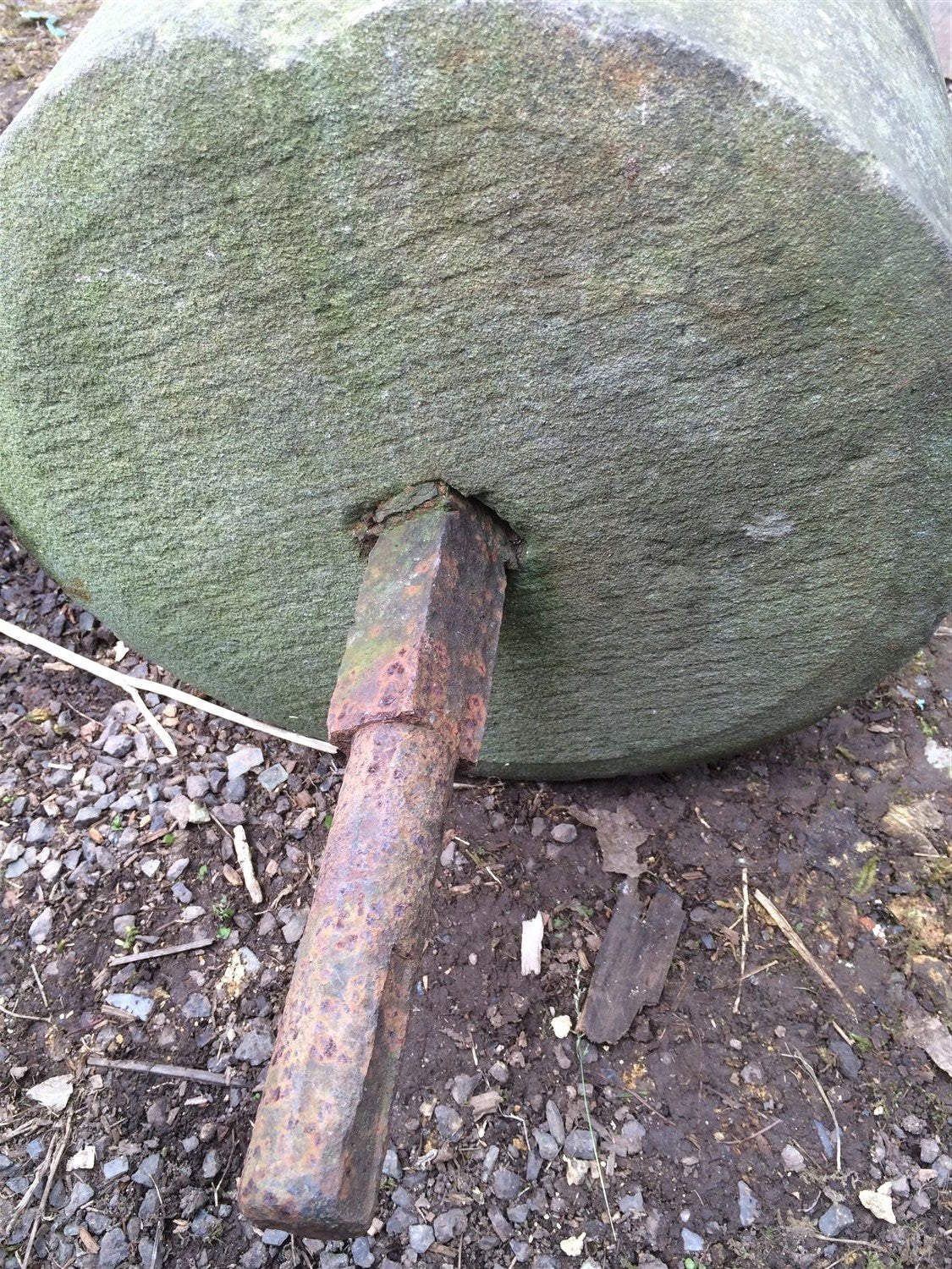 Reclaimed Victorian Old Millstone Green Pennant 16½“