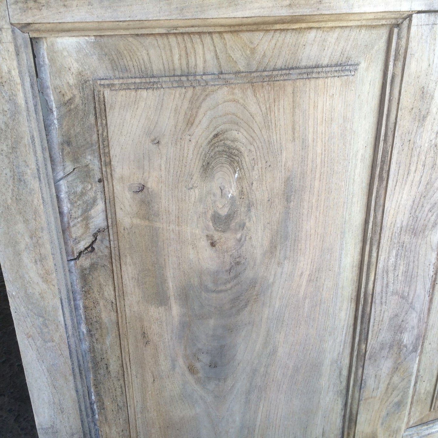 32 1/2“x72 1/4” Unusual Reclaimed Rustic 4 Raised Panel Stripped Elm Door