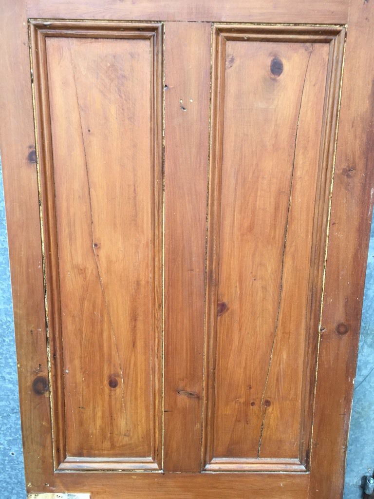 29 1/4x76 1/4” Reclaimed Victorian Varnished Pine 4 Panel 2 Over 2 Internal Door