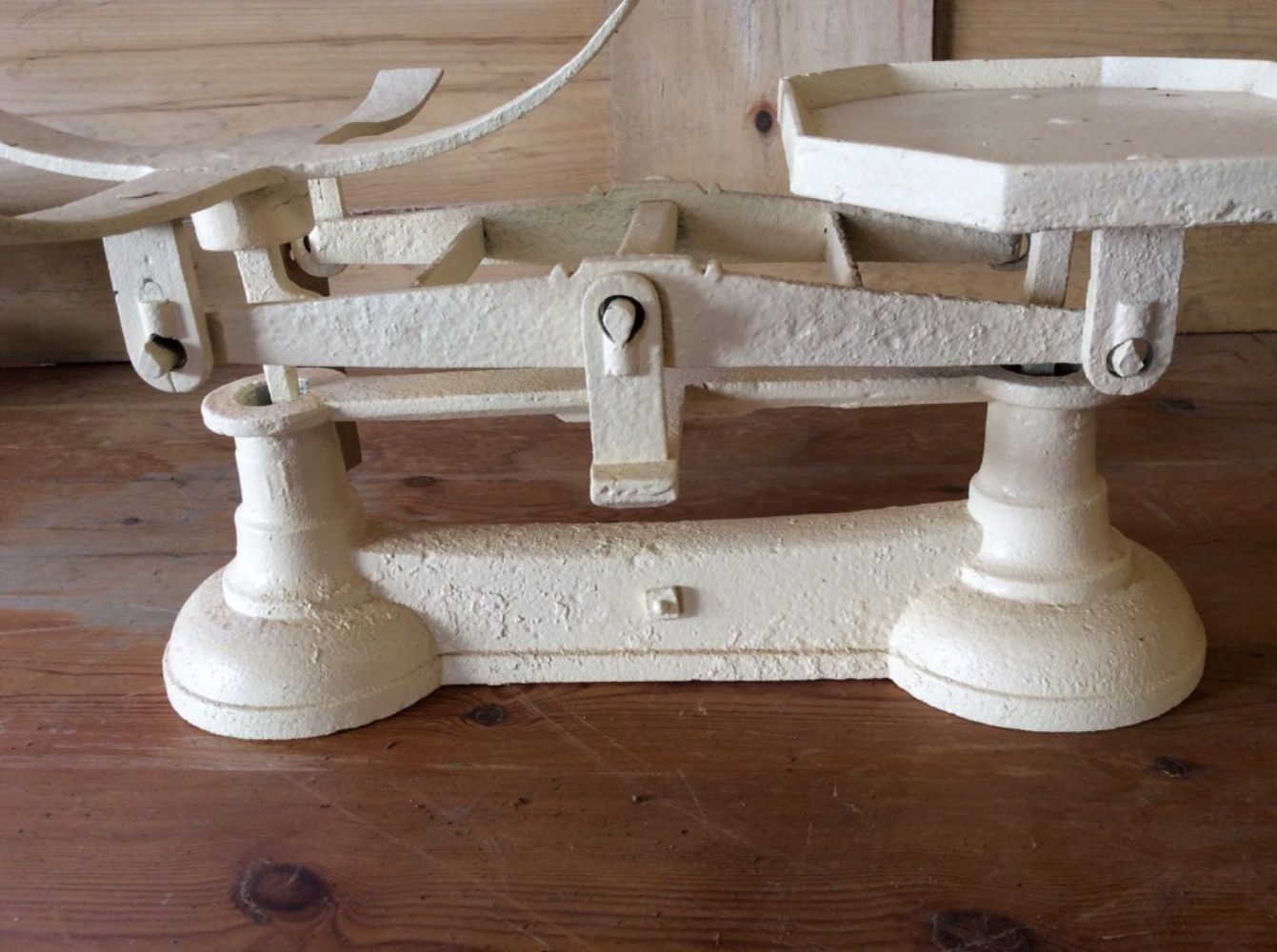 Salvaged 1930s Cast Iron Weighing Scales Cream 22”