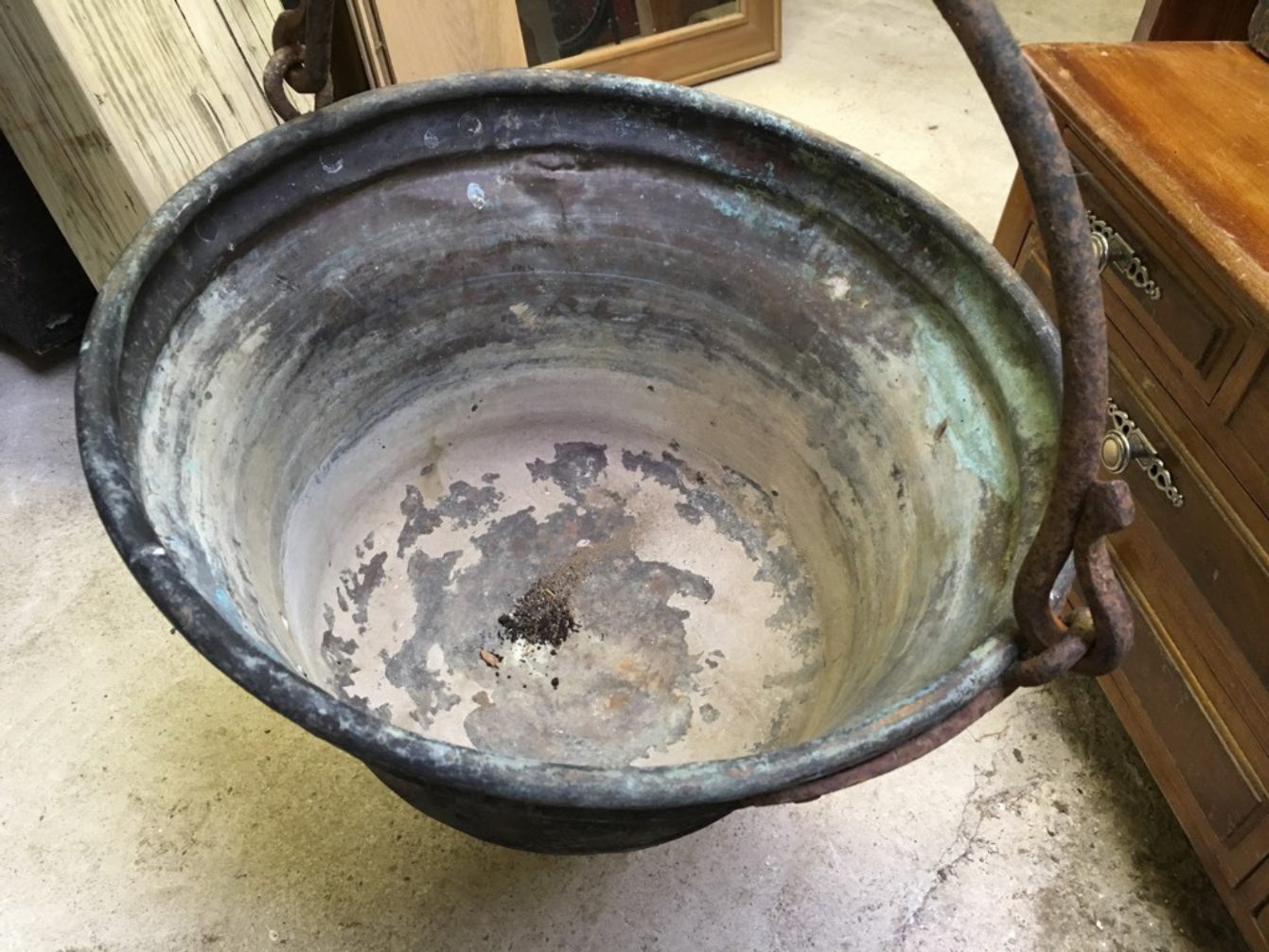 Interesting Victorian Large Copper Fire Hanging Cooking Pot 18¼” Diameter