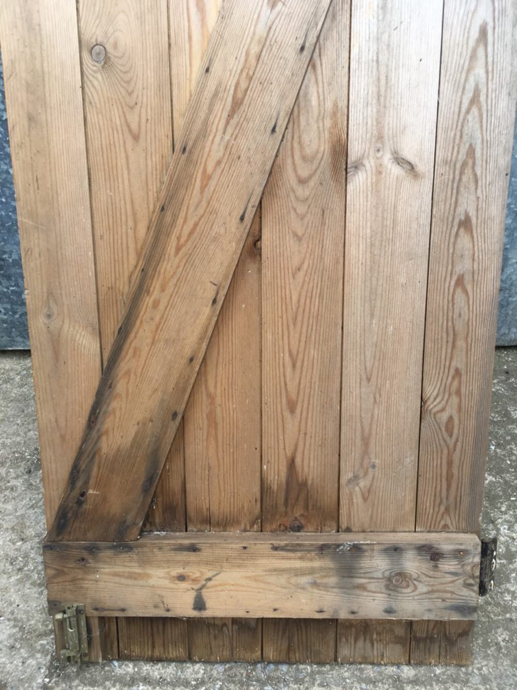 19 1/2”x52 7/8” Old Varnished Pine 6 Plank Ledge & Brace Narrow Internal Door
