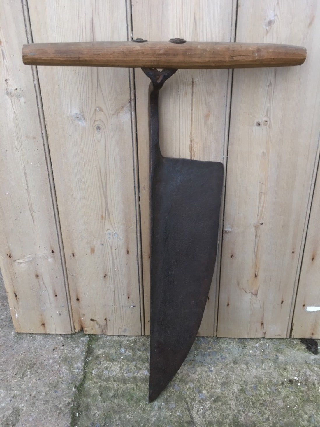 19” Old Salvaged Wrought Iron & Pine Vintage Hay Silage Cutting Knife Farm Tool