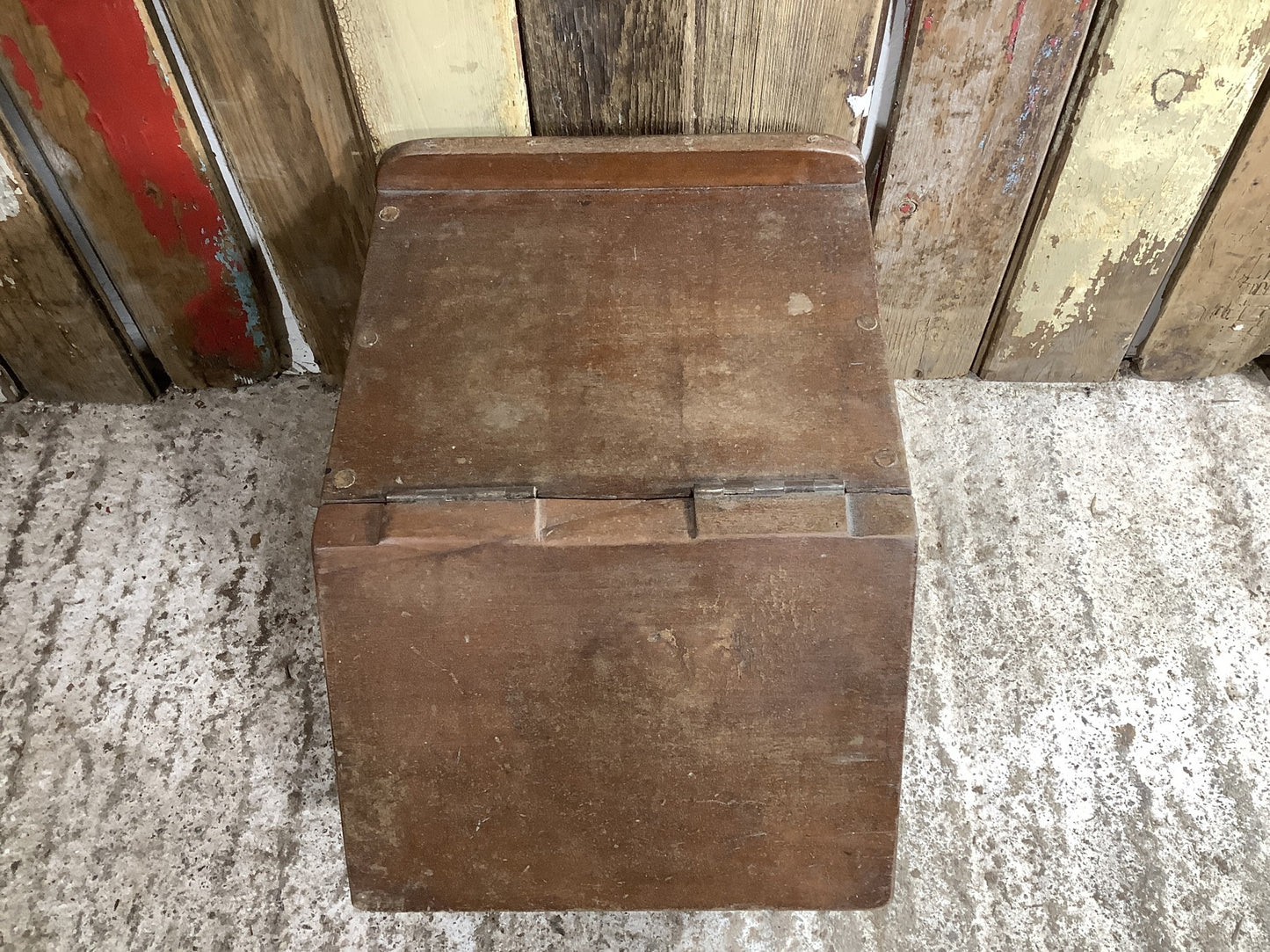 Antique Old Wooden Mahogany Coal Scuttle Box Bin With Sloped Lid With Liner