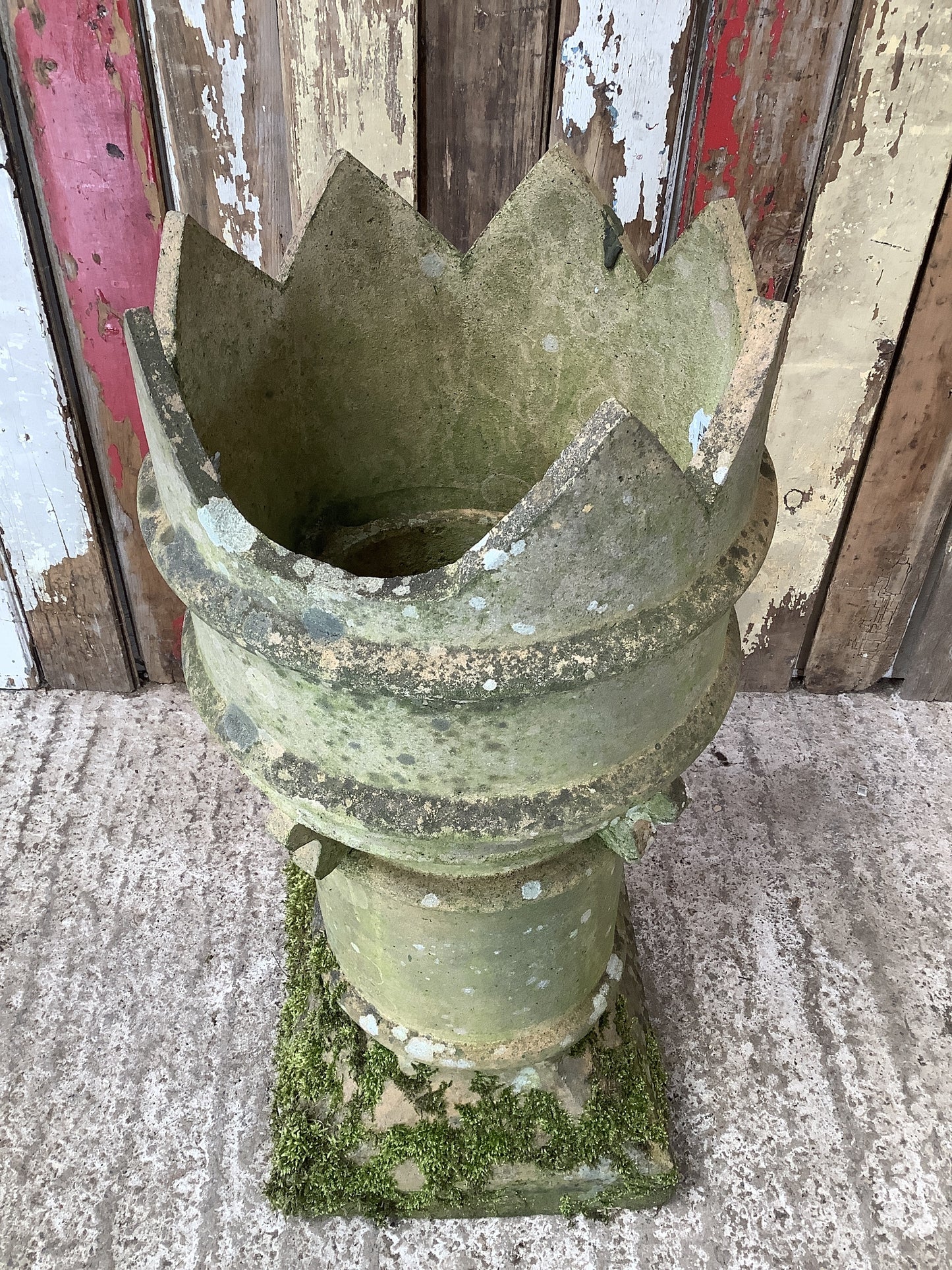 Old Yellow Buff Clay Crown Bishop Chimney Pot 2'6"Hx1'1"W